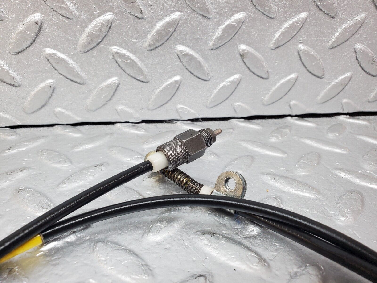 44918 Mercedes-Benz R129 300SL Coupe Steering Lock Transmission Lockout Cable 1292670264