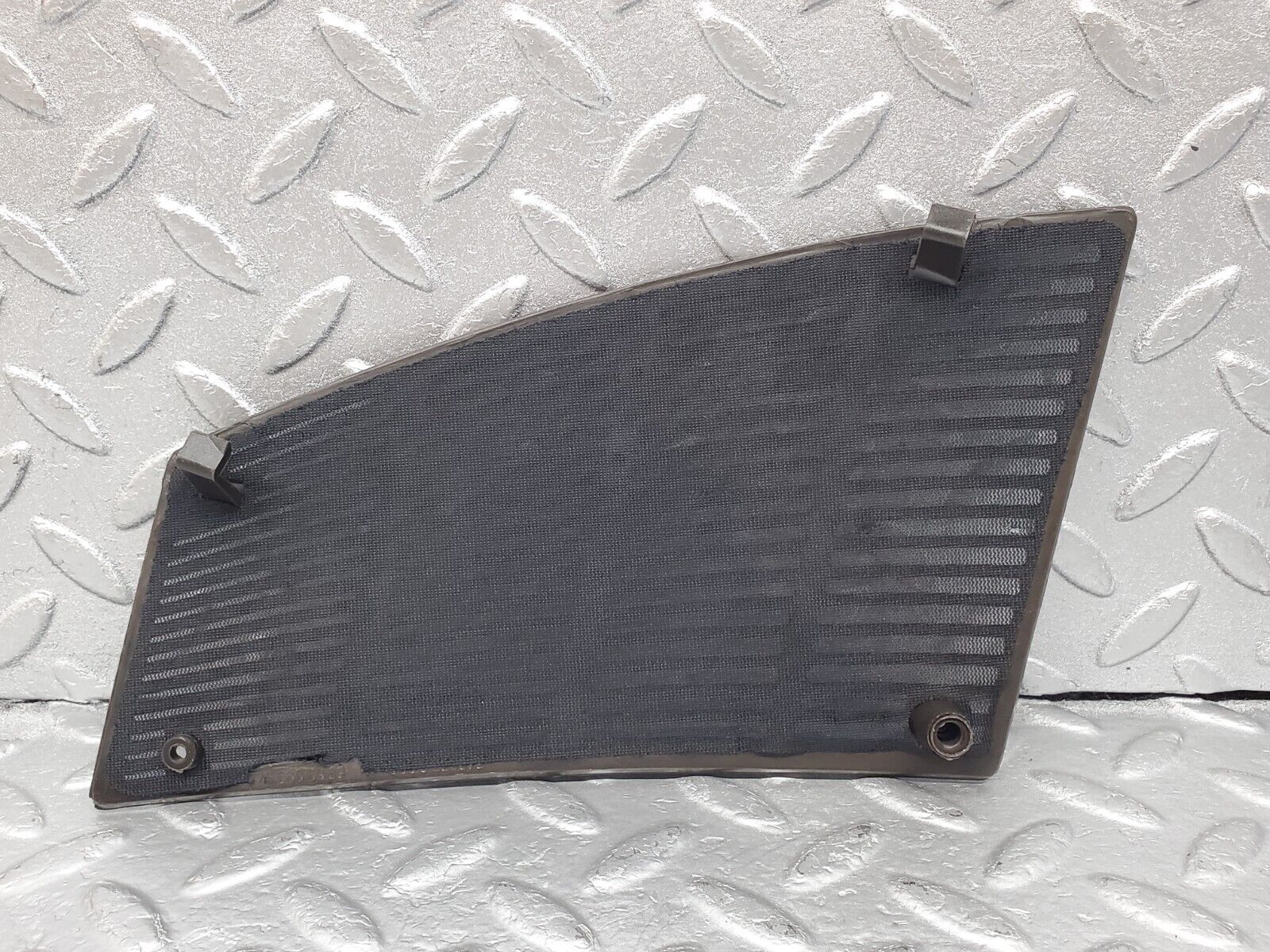 45957 Mercedes-Benz W126 420SE Dashboard Speaker Cover Right Side 1266806939