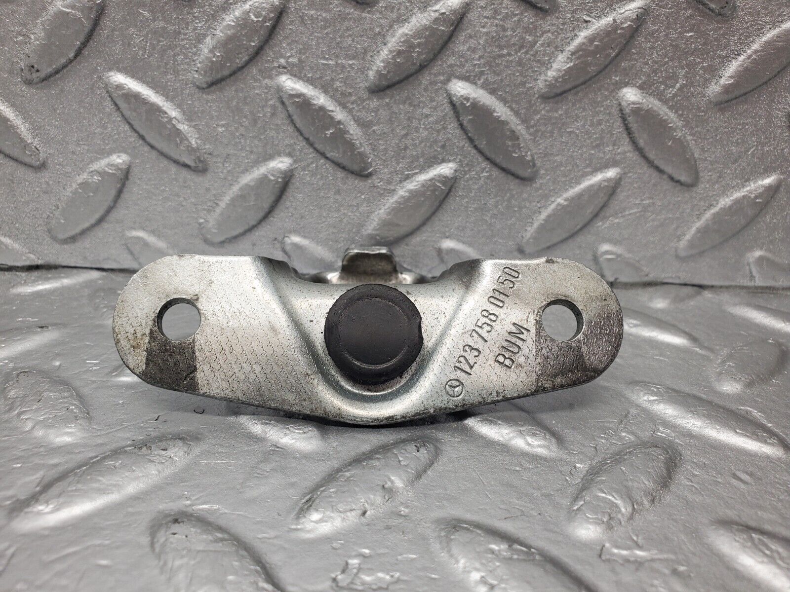 46477 Mercedes-Benz C123 280CE Coupe Trunk Lock Latch 1237580150