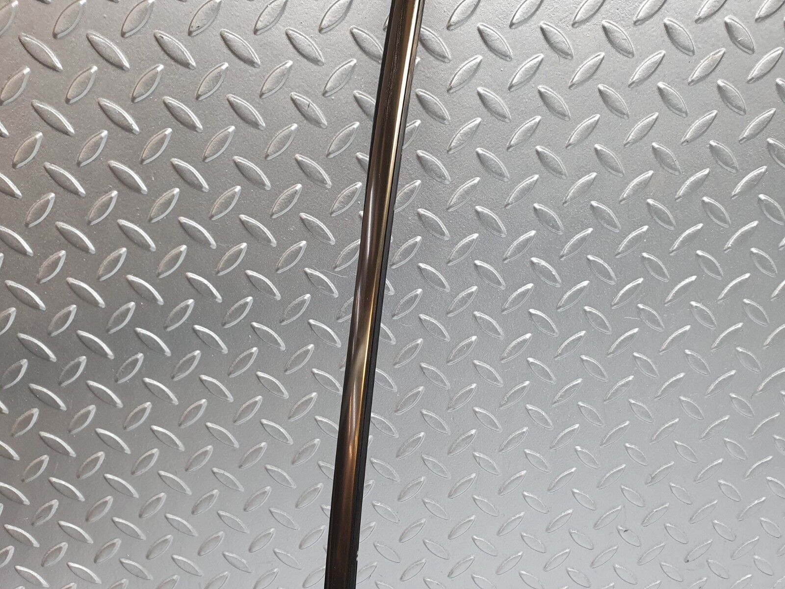 41932 Mercedes-Benz W202 C200 Rear Windscreen Frame 2026710236 2026710136