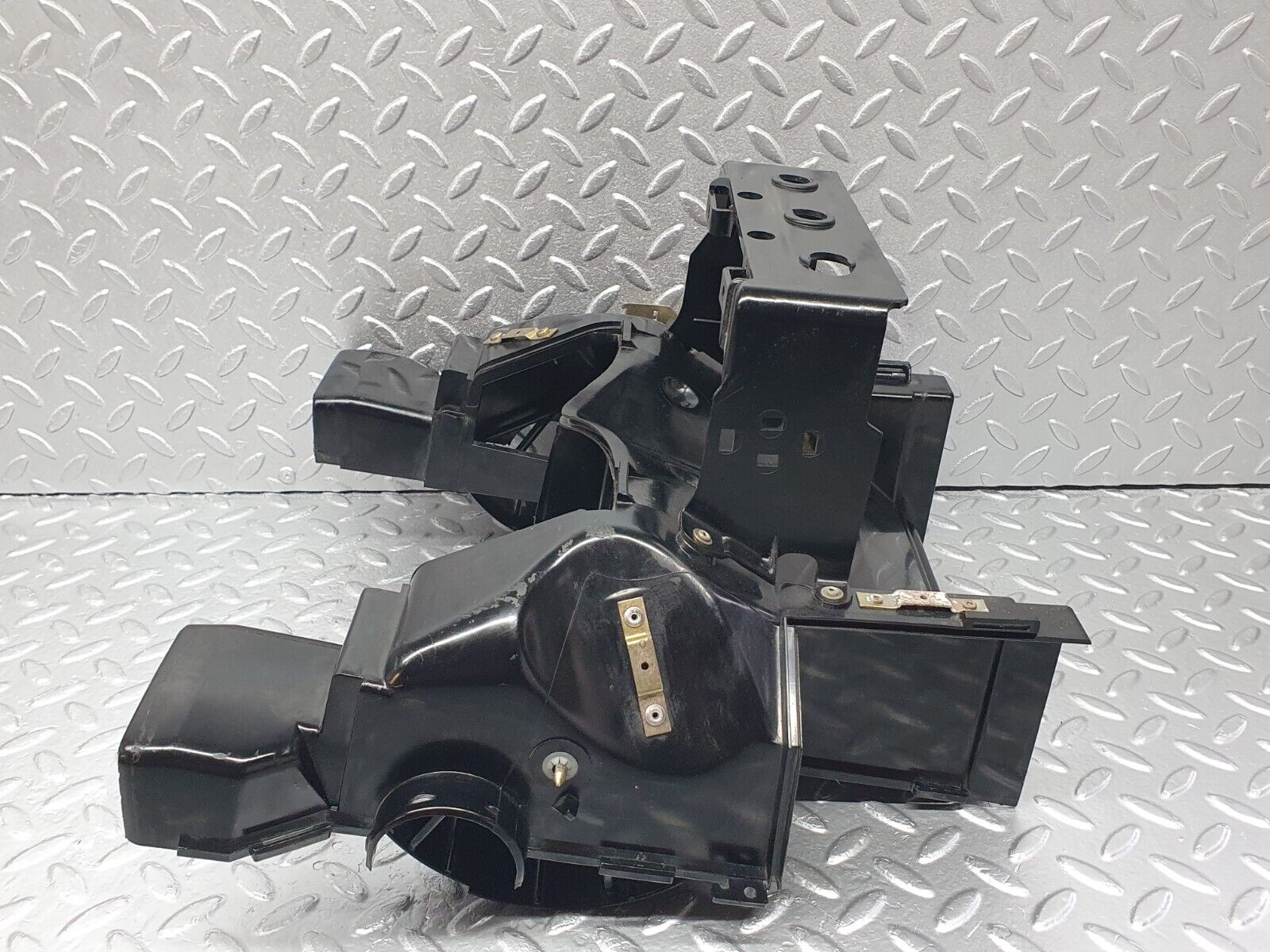 42140 Mercedes-Benz V123 240D LWB Heater Box Blower Housing