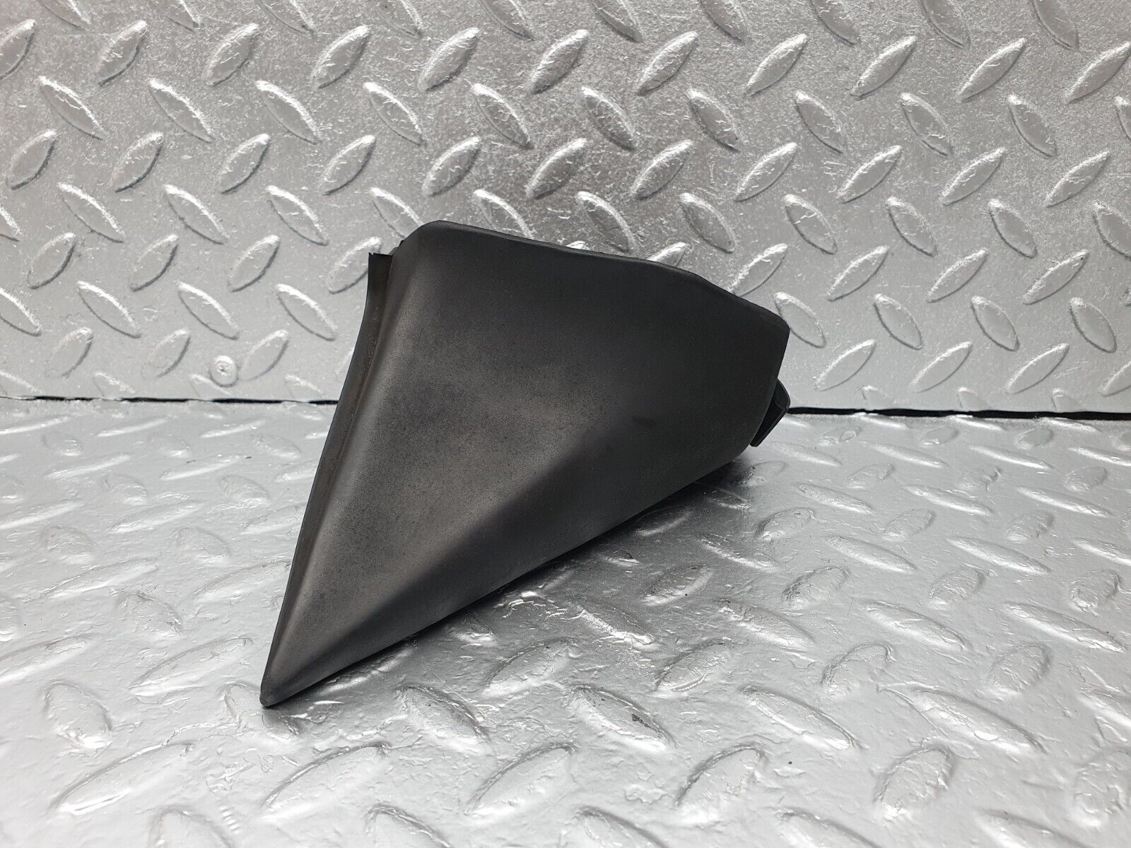 43695 Mercedes-Benz C126 380SEC Coupe Wing Mirror Rubber Seal Cover Right 1268110495 1268110861