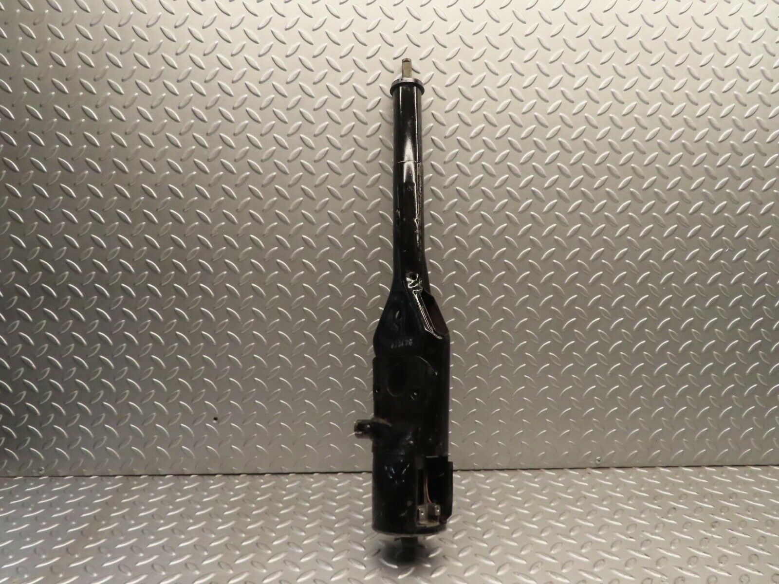 11710 Mercedes-Benz R107 450SL Steering Column