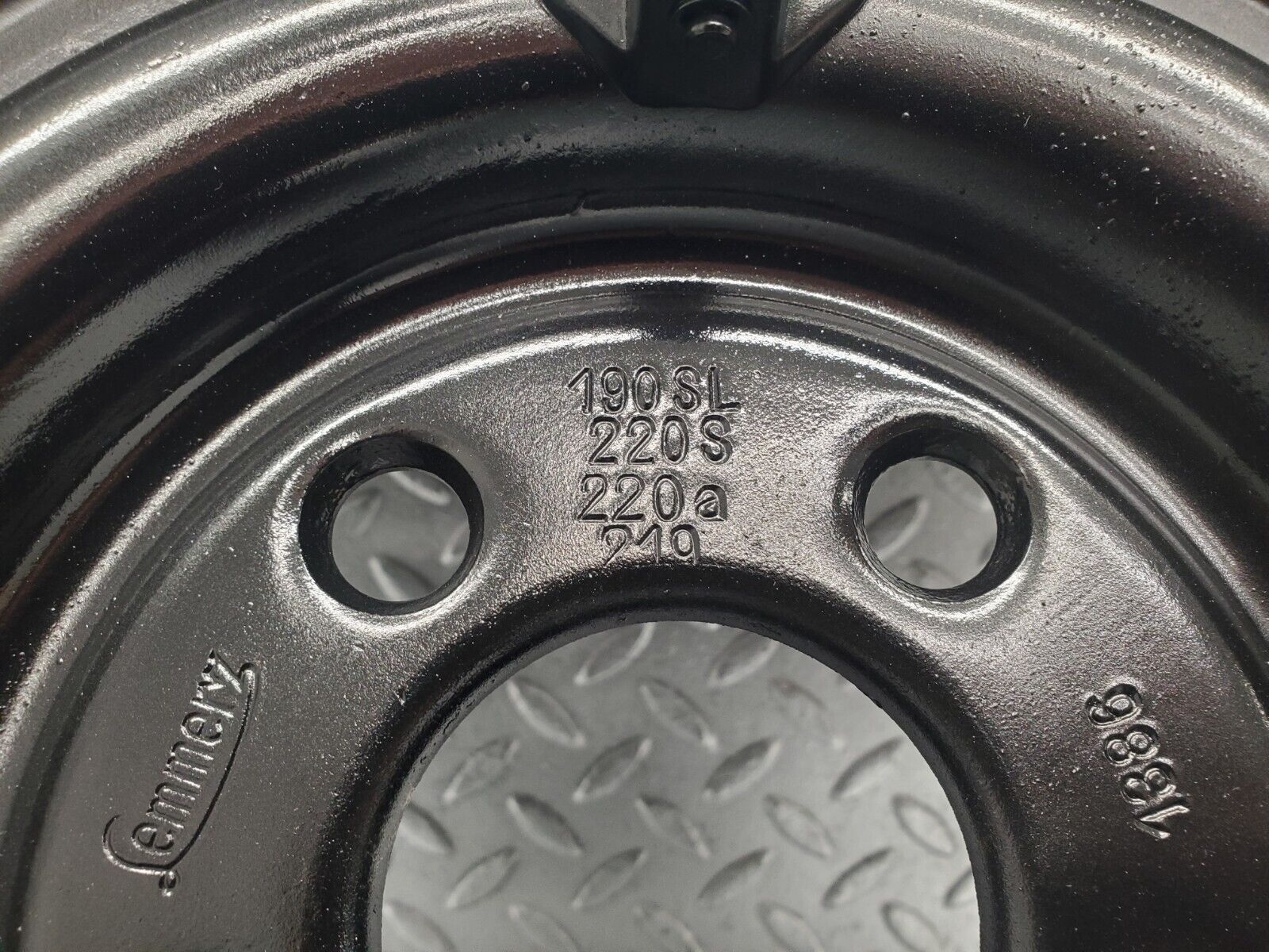 46127 Mercedes-Benz 190SL Steel Wheel 5Kx13-B