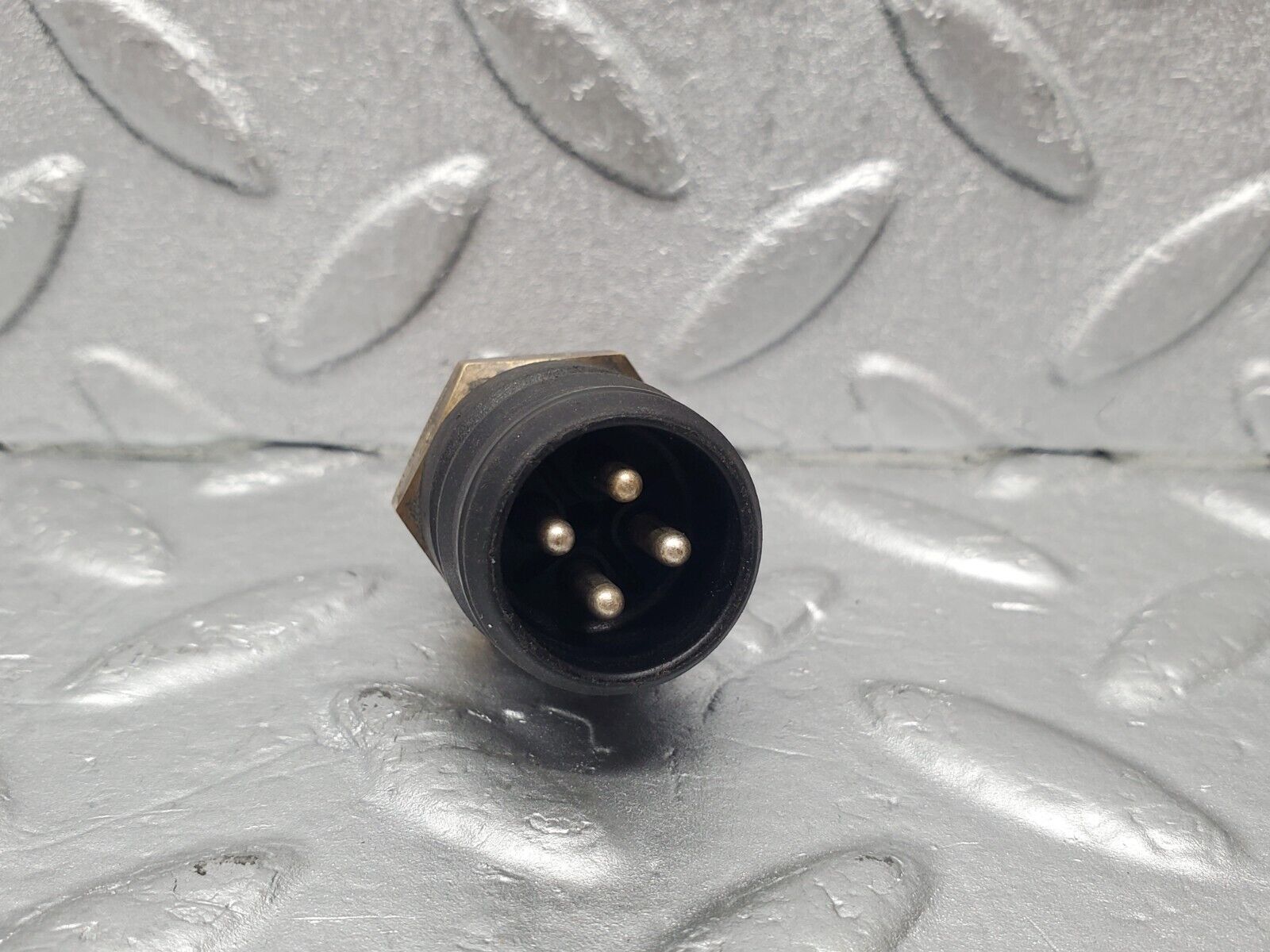 46045 Mercedes-Benz W126 420SE Coolant Temperature Sensor VDO 0085423217