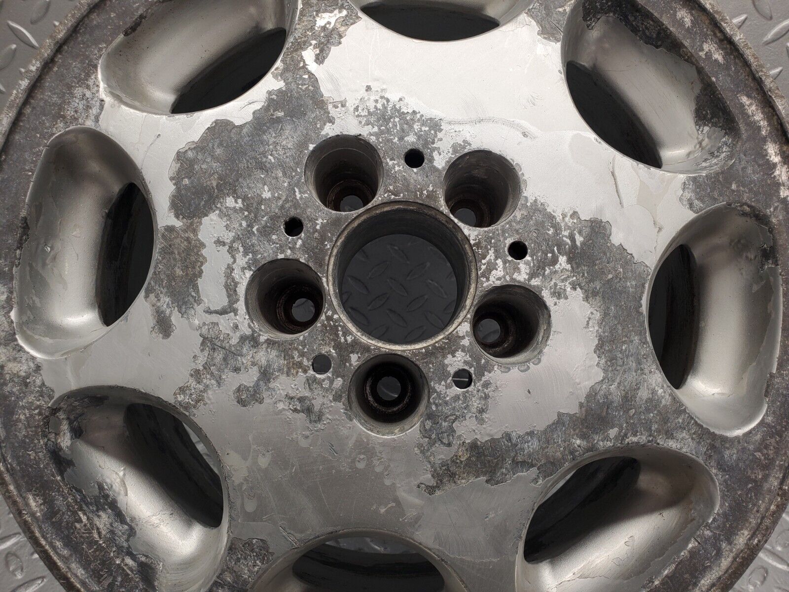 46105 Mercedes-Benz Alloy Wheel 7Jx15H2 ET35 KBA42354