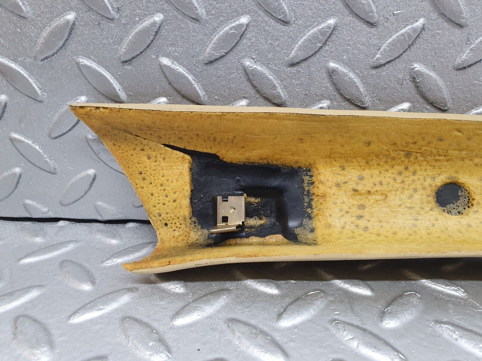 43882 Mercedes-Benz C123 230CE Coupe A Pillar Cover Panel Left Side Beige