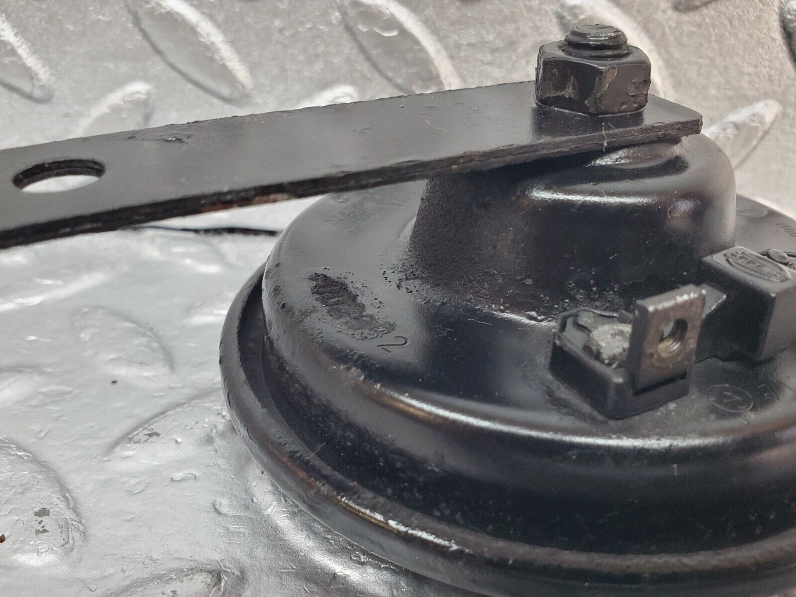 45685 Mercedes-Benz W126 420SE Horn 002952 0035422820