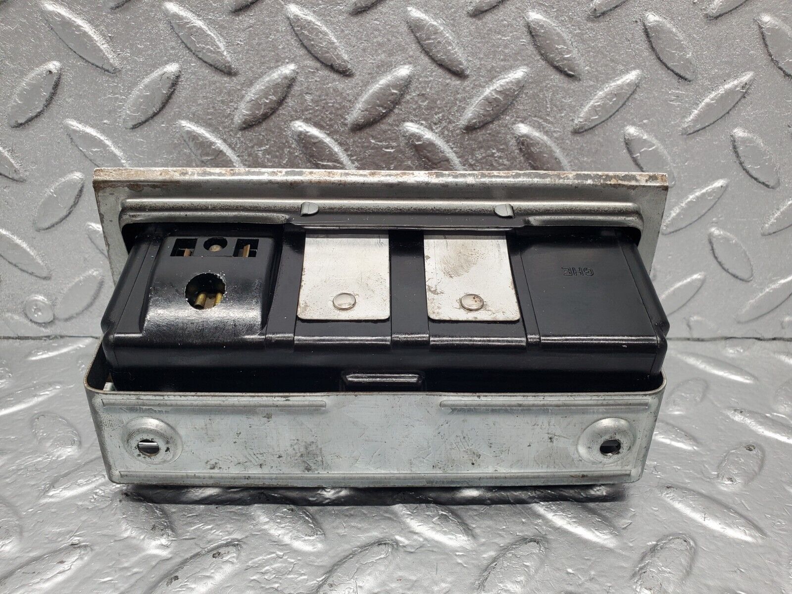 46359 Mercedes-Benz C123 280CE Coupe Centre Console Ashtray Wood Finish