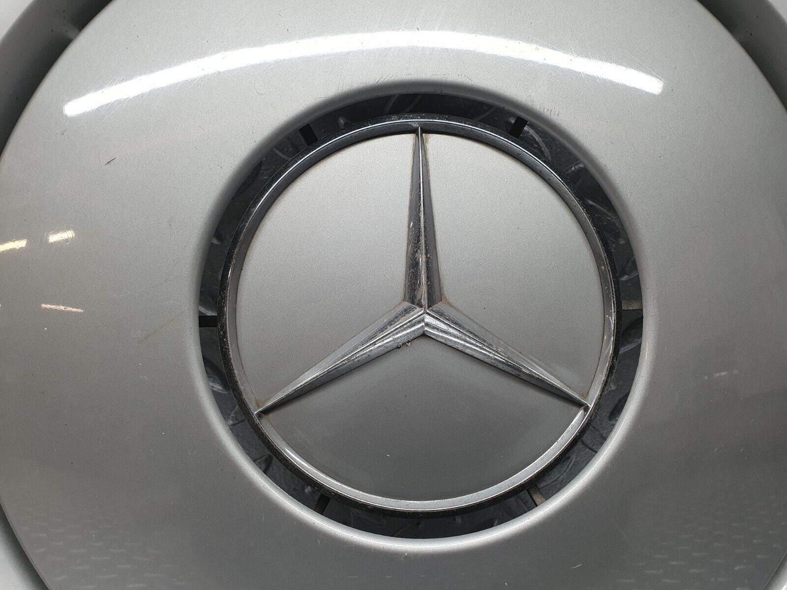 42878 Mercedes-Benz W201 190 2.0L Wheel Trim Hub Cap 14" 2014010324