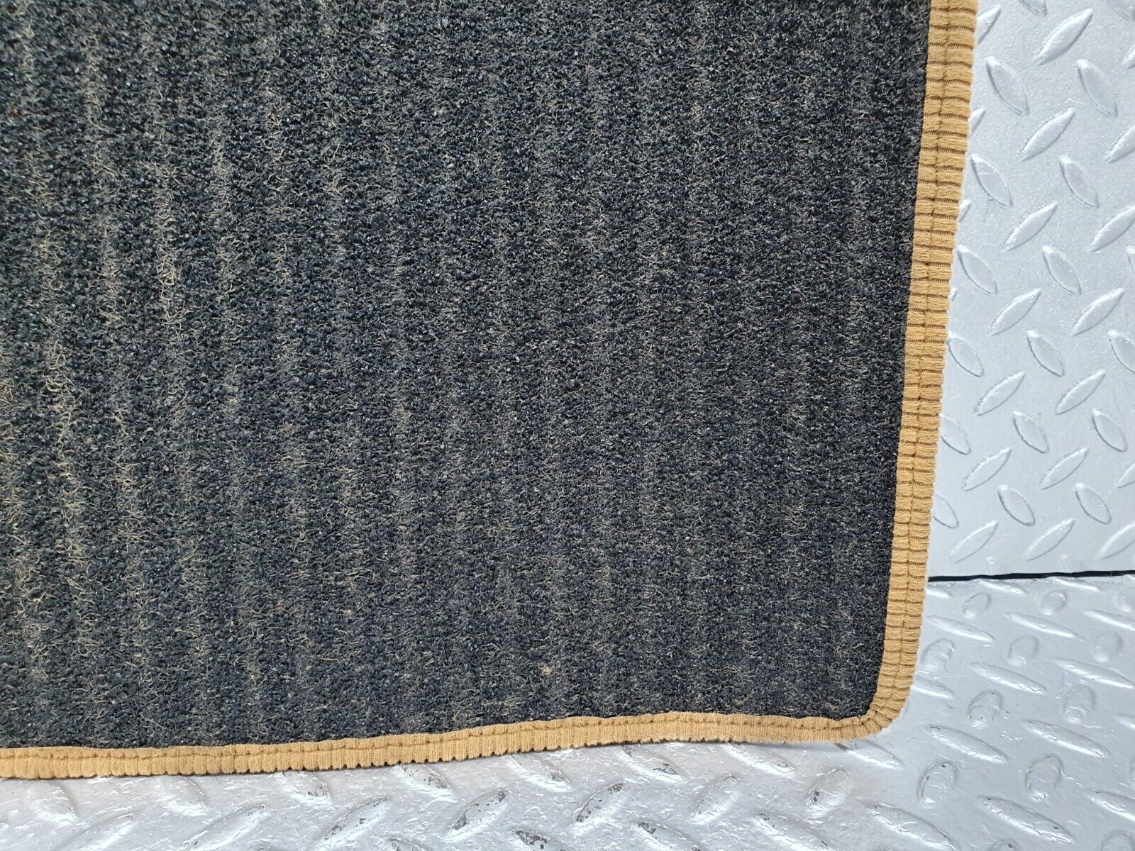 41636 Mercedes-Benz W124 200E Rear Left Floor Carpet Mat Palomino