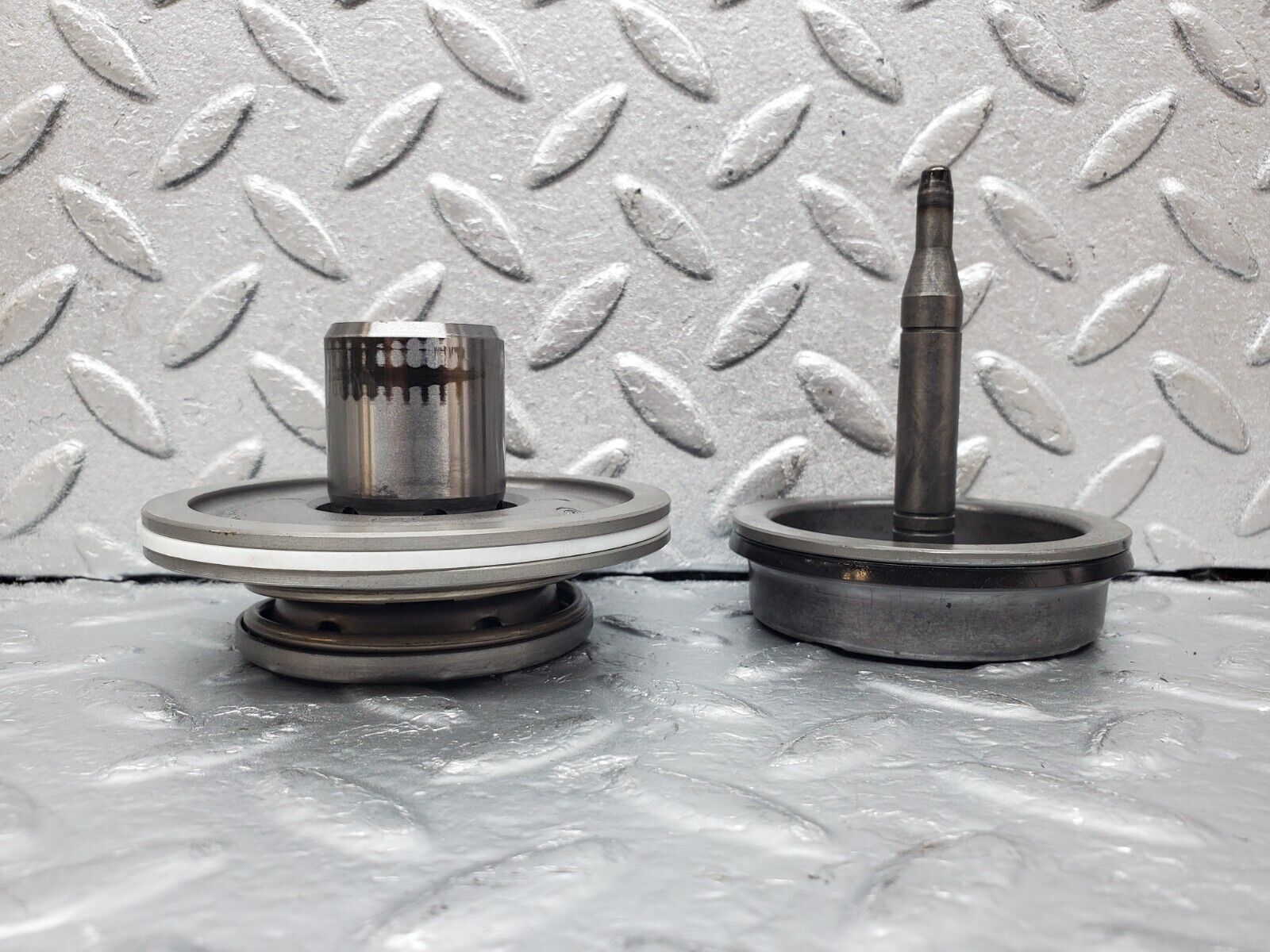 44574 Mercedes-Benz W123 280E Automatic Gearbox Piston Set 722.309 1262770438 1262770538