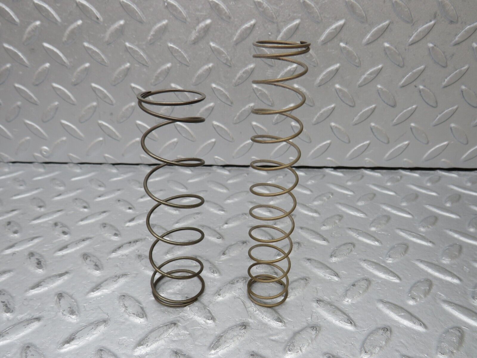 36438 Mercedes-Benz R107 450SL Automatic Gearbox Piston Spring Set