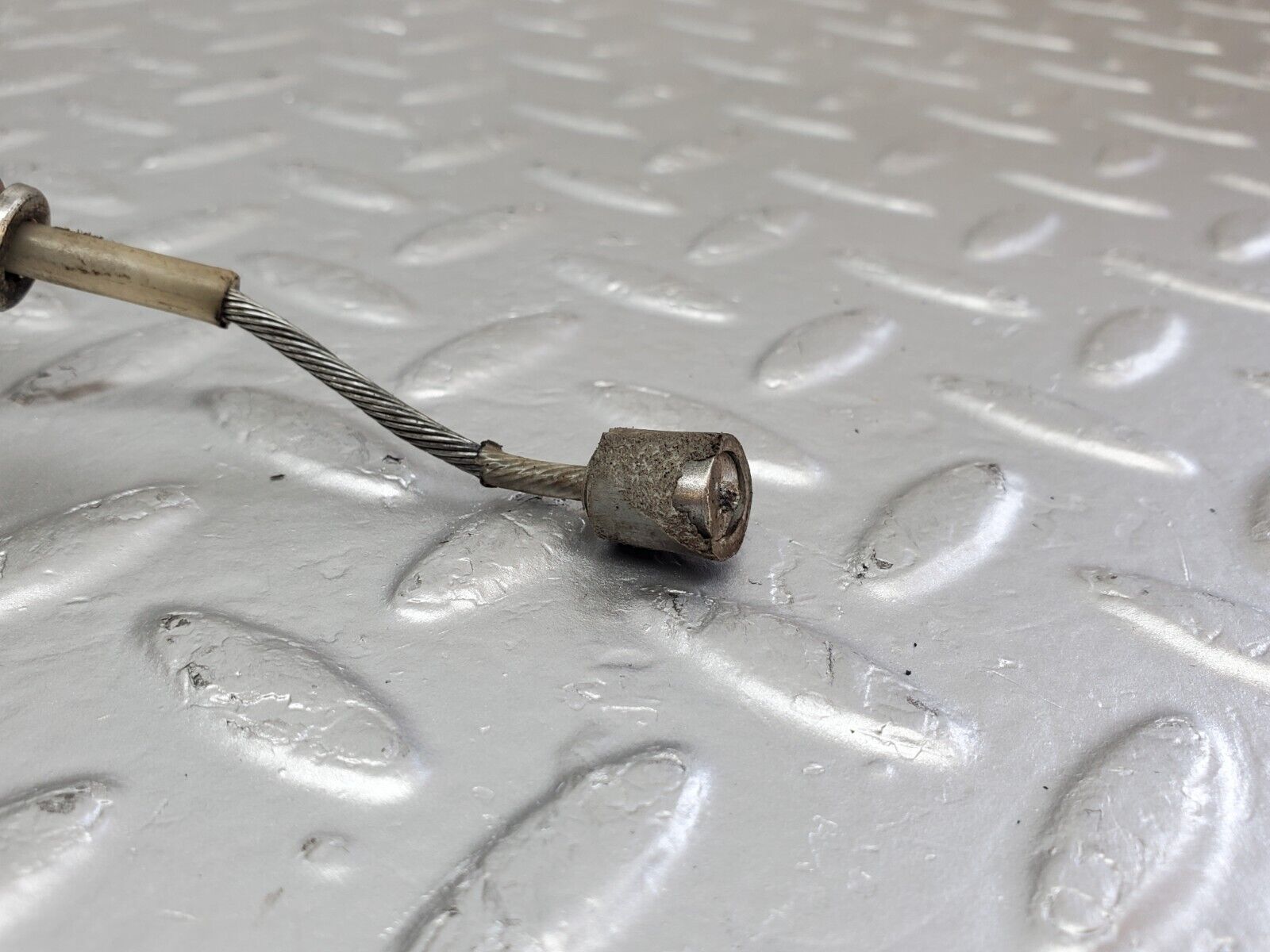 44420 Mercedes-Benz W123 280E Handbrake Cable