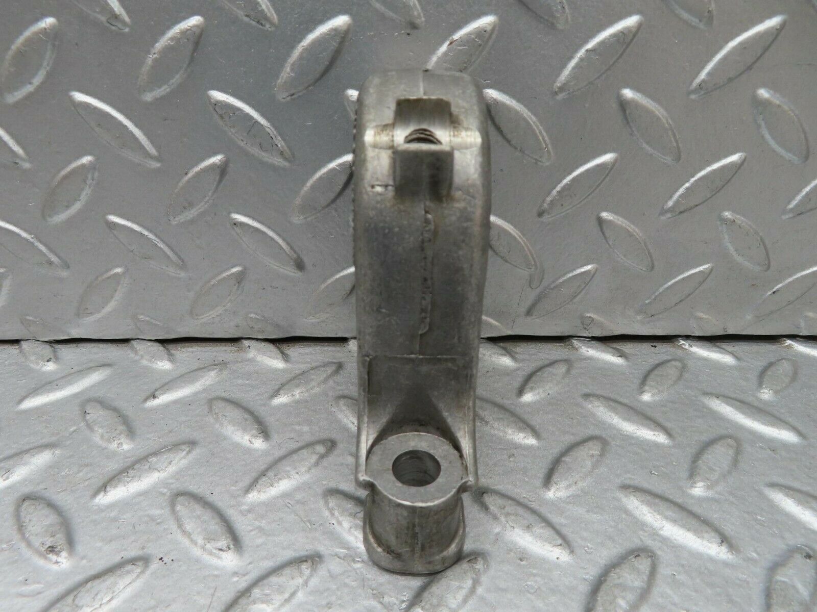 15648 Mercedes-Benz R107 450SL Camshaft Tower Bearing 1160514312