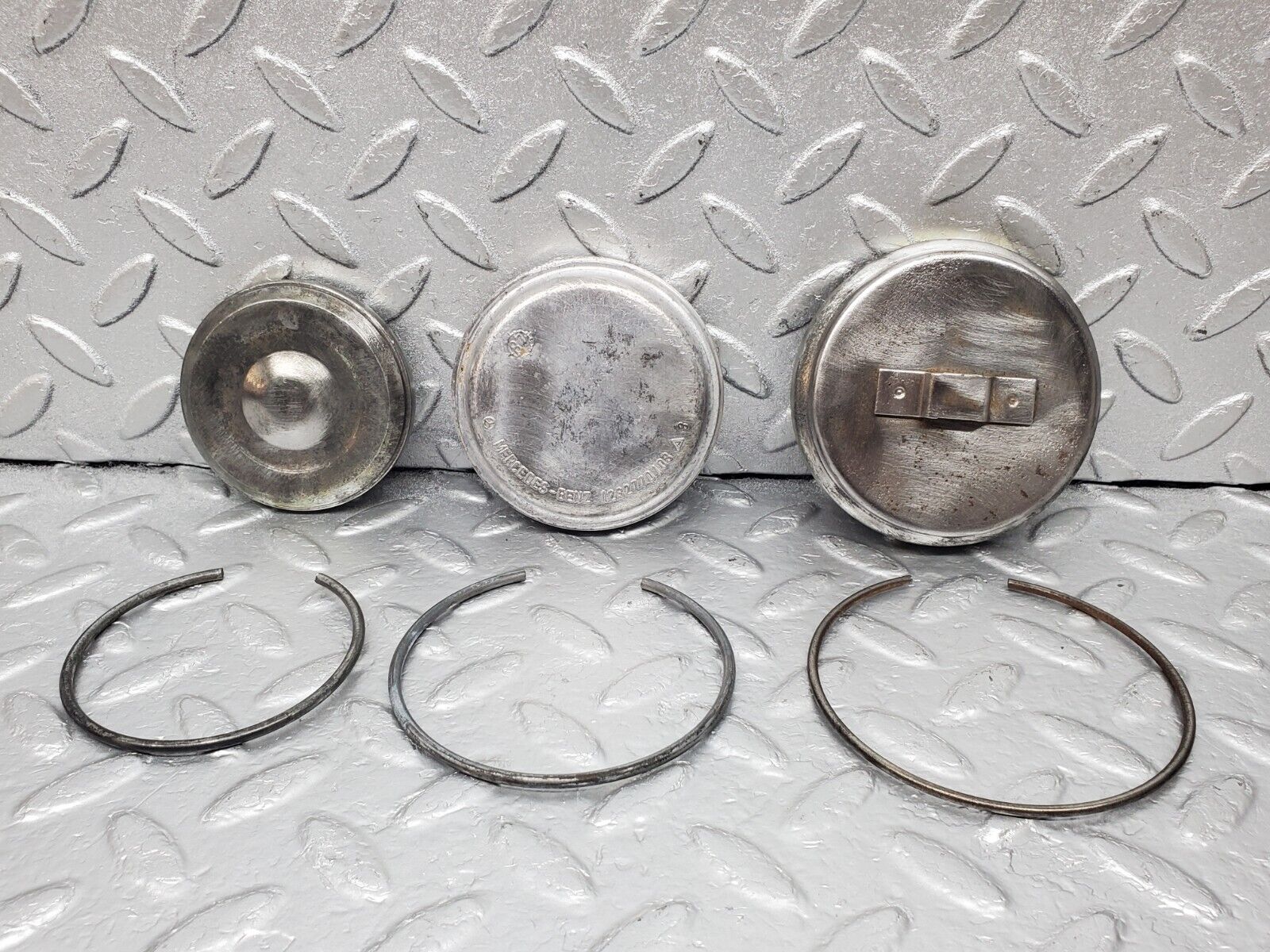 45494 Mercedes-Benz W124 260E Automatic Gearbox Piston Cover Set 722.409 1232770103