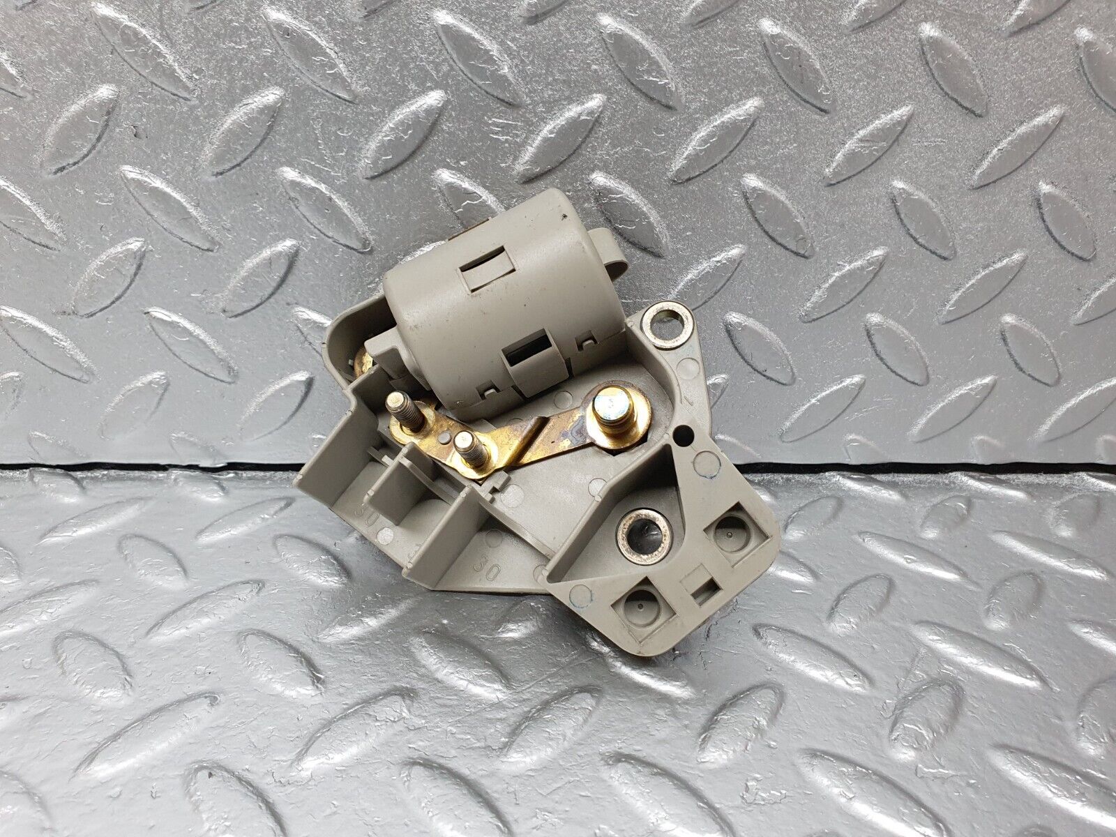 41846 Mercedes-Benz W202 C200 Crash Fuse Cable Connector 0005401869