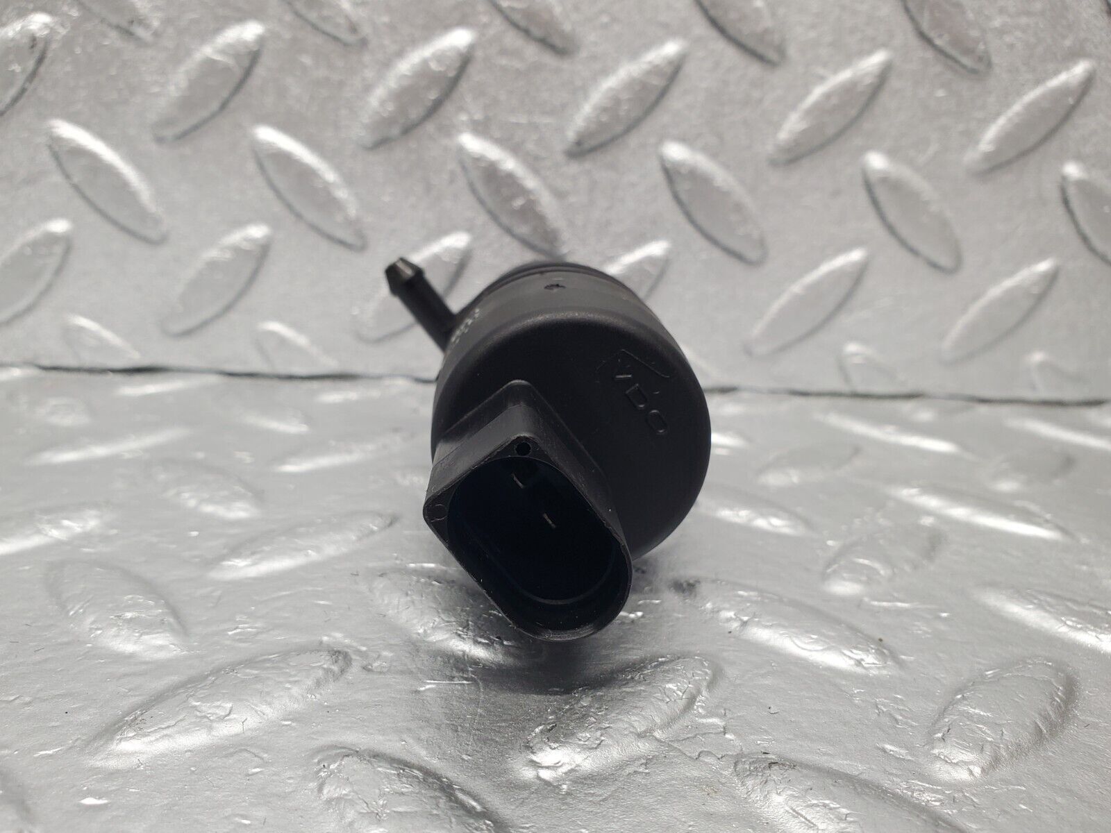 46830 Mercedes-Benz R129 320SL Coupe Windscreen Washer Pump