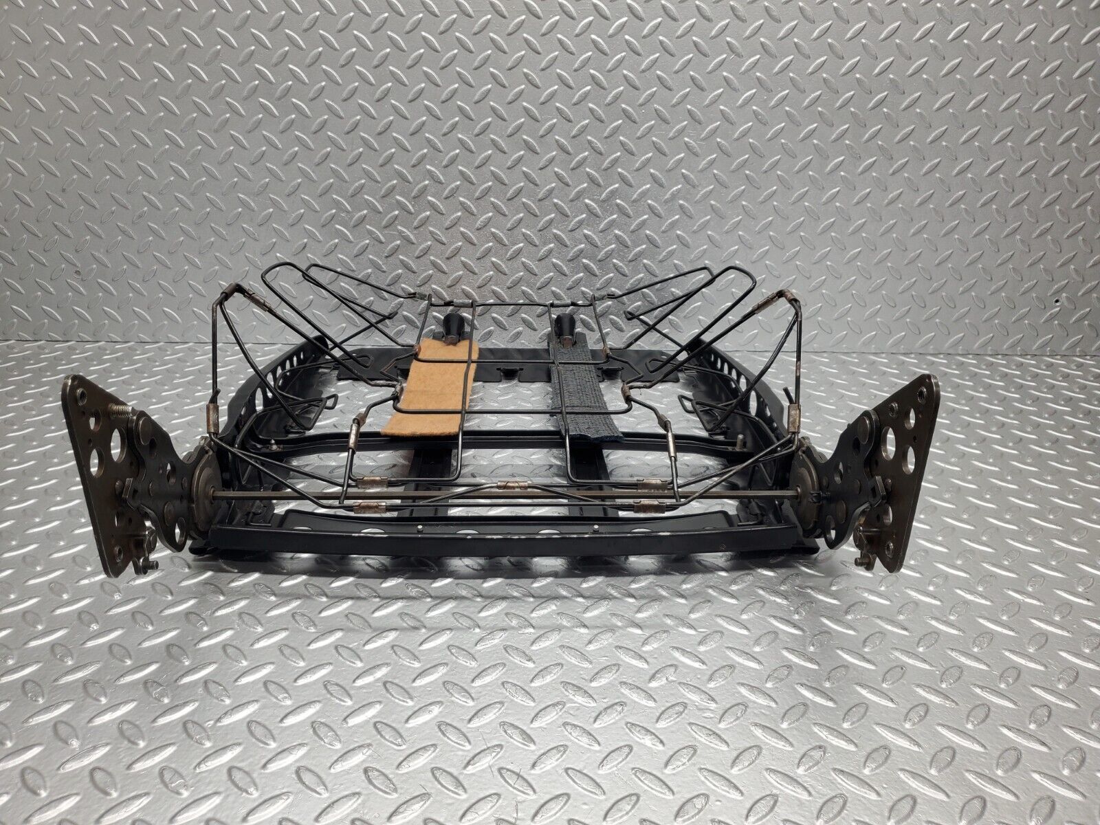 46681 Mercedes-Benz C123 280CE Coupe Front Left Seat Backrest