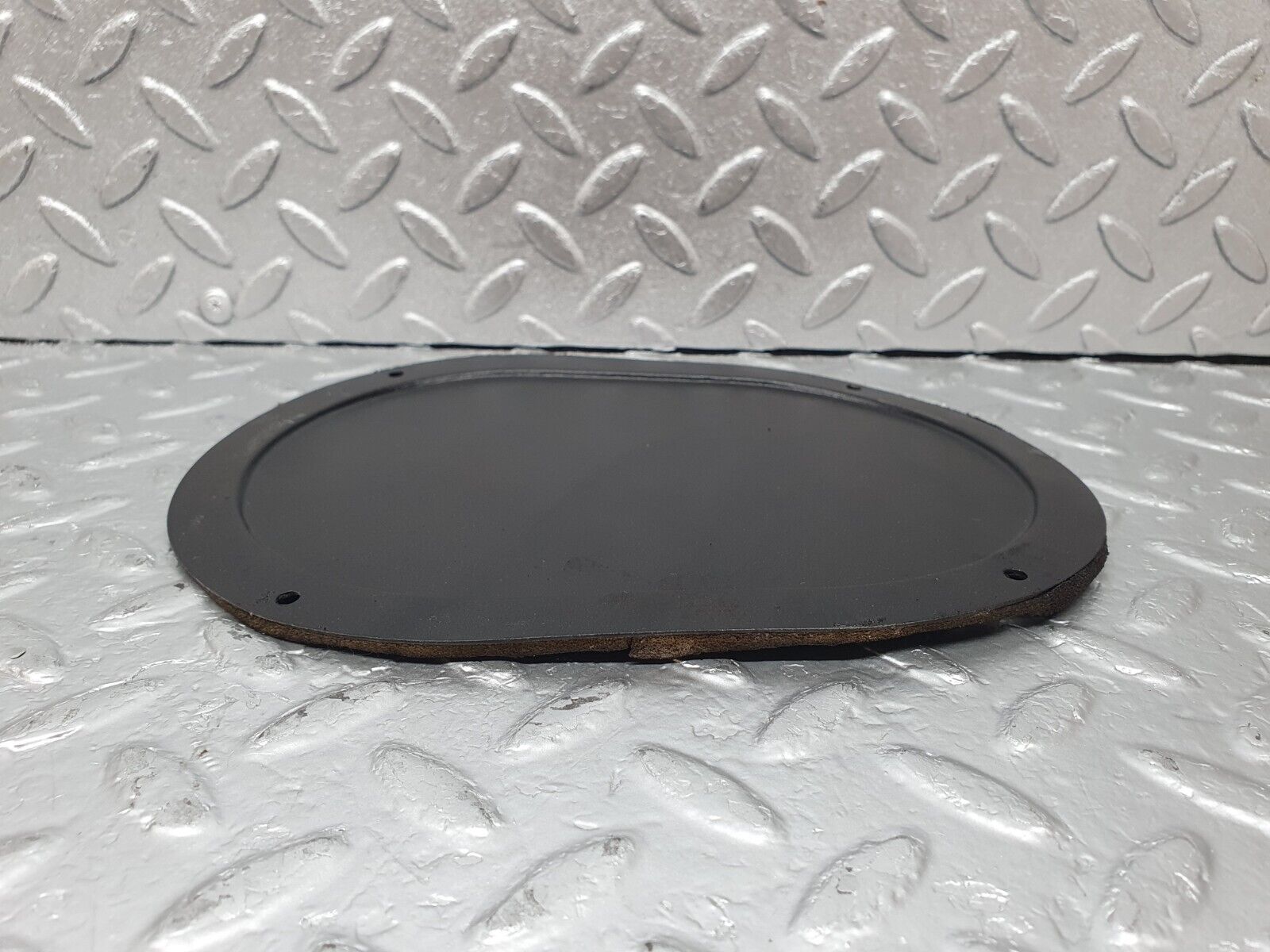 43860 Mercedes-Benz C126 380SEC Coupe Rear Window Access Panel