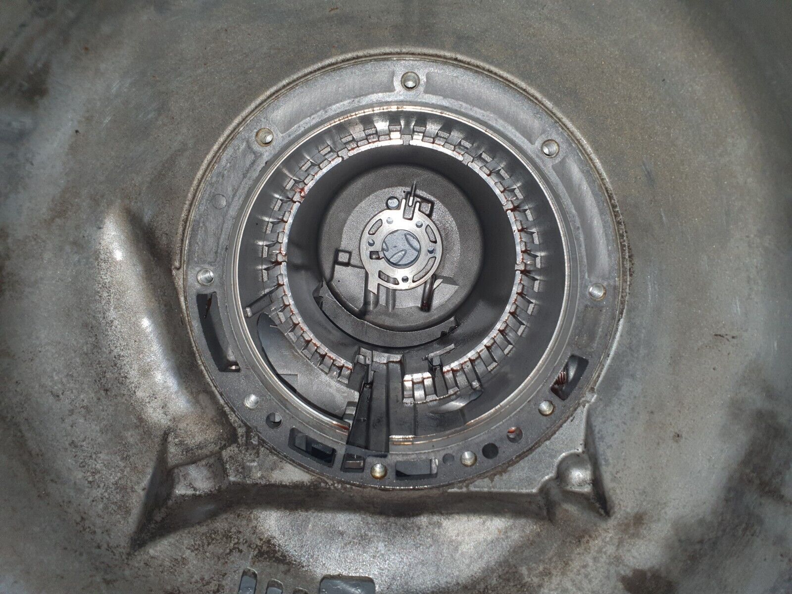 43855 Mercedes-Benz C126 380SEC Coupe Automatic Gearbox Housing 722.310 1262711701