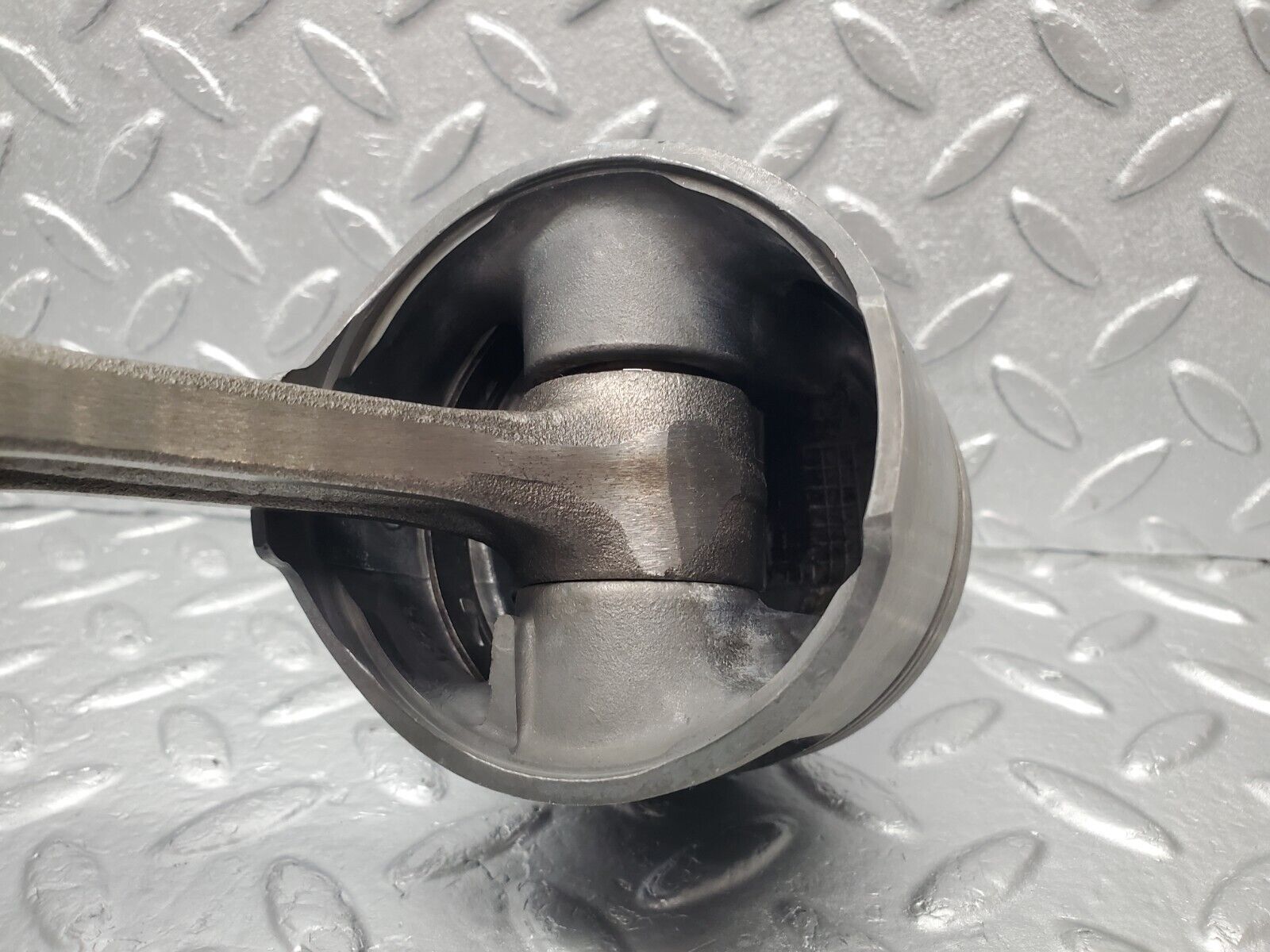 46605 Mercedes-Benz C123 280CE Coupe Piston With Connecting Rod 85.986mm 11005