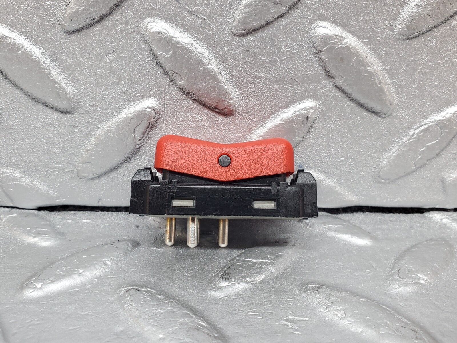 44950 Mercedes-Benz R129 300SL Coupe Hazard Light Switch 1298201010