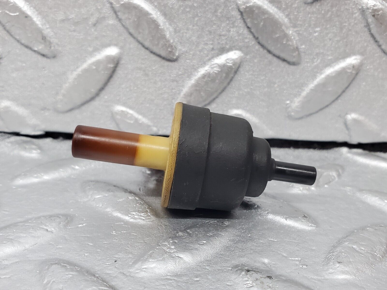 45343 Mercedes-Benz 280E M110.983 Vacuum Valve Solenoid