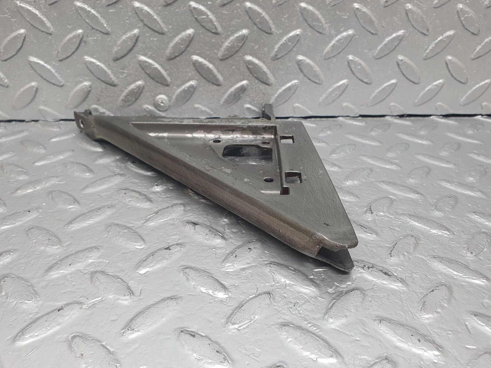 43626 Mercedes-Benz C126 380SEC Coupe Right Mirror Mounting Triangle 1267250241