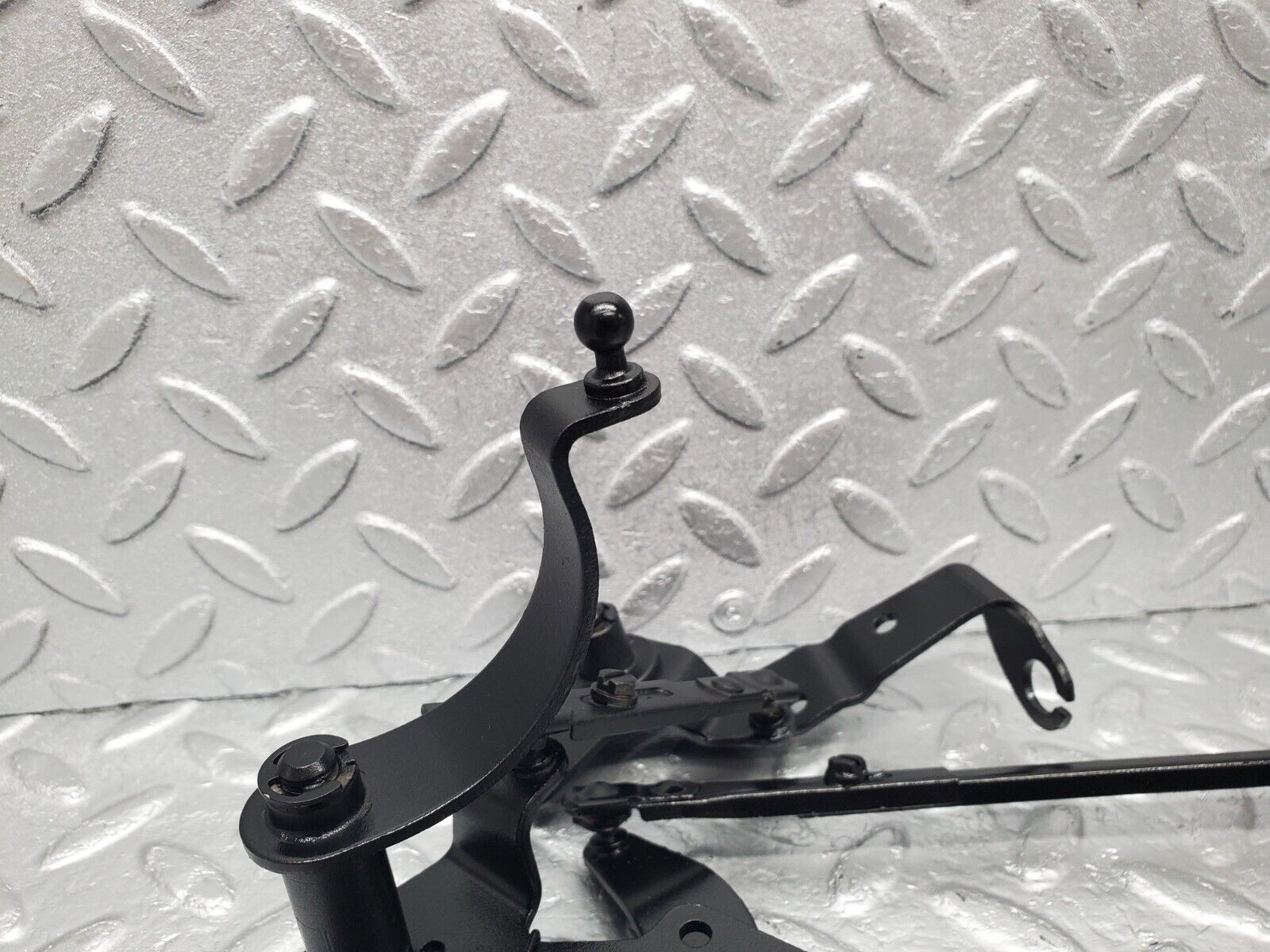 46724 Mercedes-Benz C123 280CE Coupe Throttle Linkage