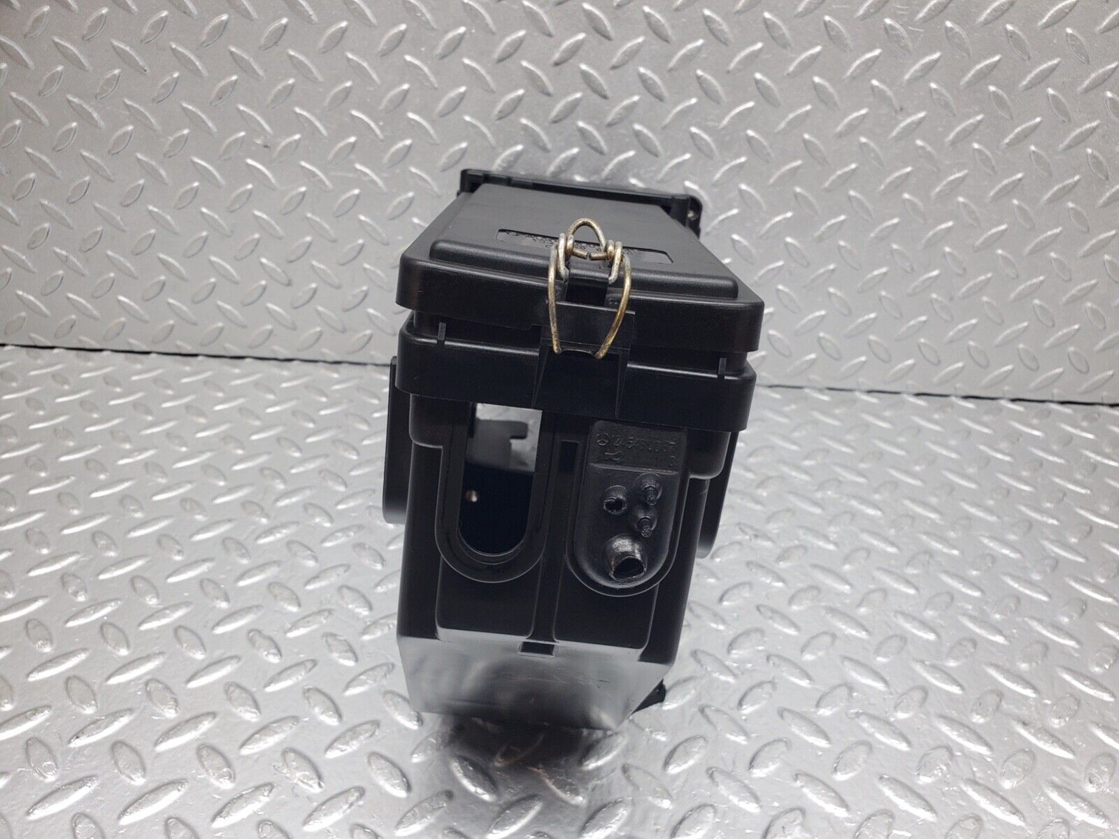 44587 Mercedes-Benz W124 220E Fuse Box 1245401850 1245400282 1245400182