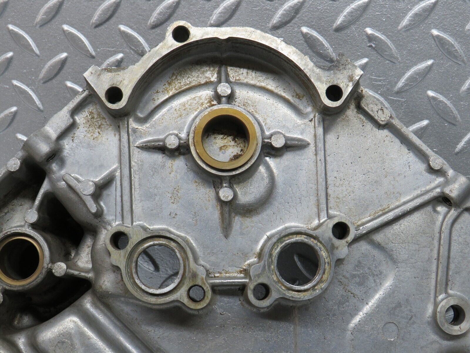 33079 Mercedes-Benz C107 R107 350 V8 Timing Chain Cover 1160150801