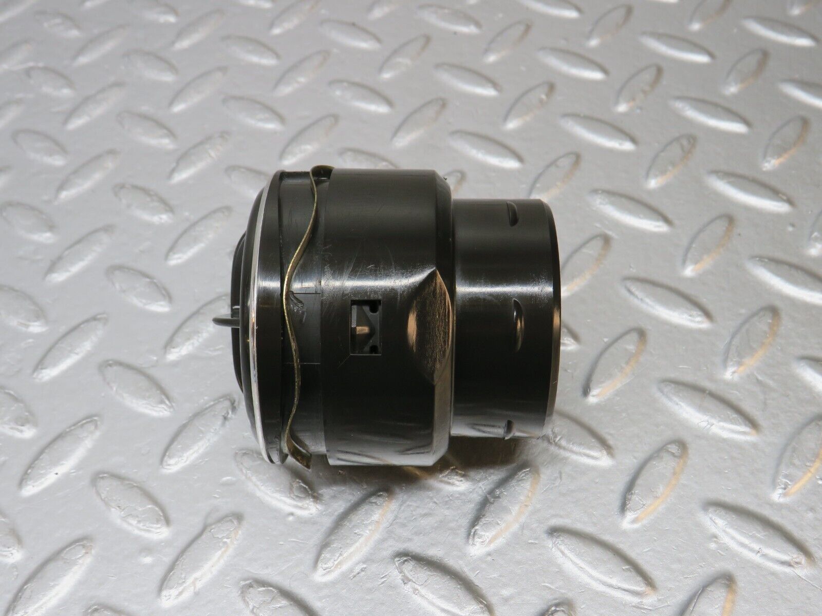 39822 Mercedes-Benz R107 350SL Dashboard Air Vent