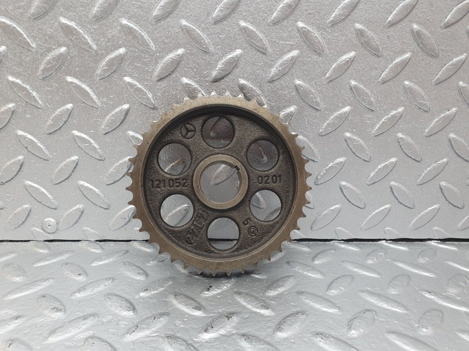 43292 Mercedes-Benz W108 280SE Camshaft Timing Gear 1210520201