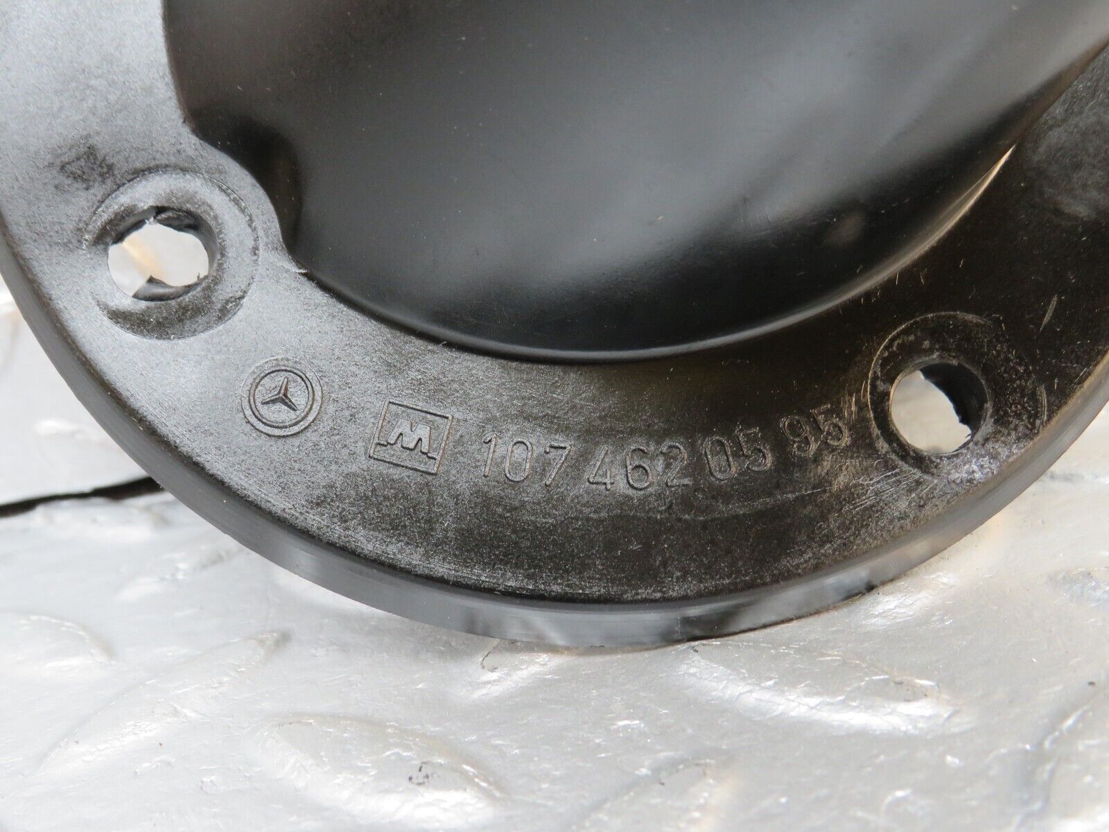 39817 Mercedes-Benz R107 350SL Steering Column Joint Cover 1074620595 1074620280