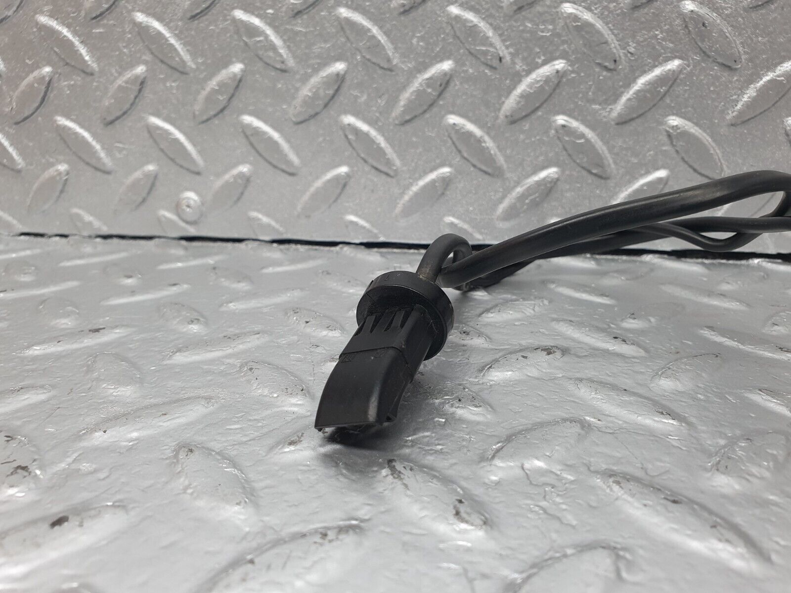 42604 Mercedes-Benz R129 320SL Coupe Temperature Sensor VDO 0125450528