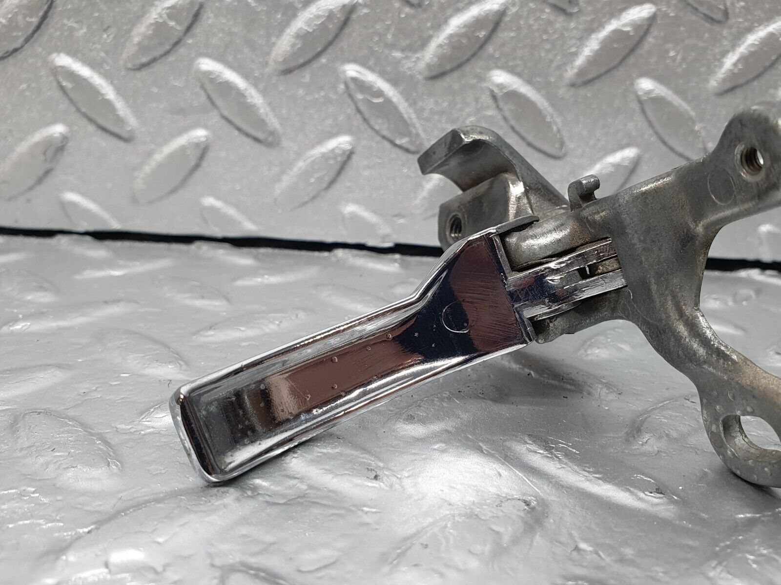 43111 Mercedes-Benz W108 280SE Rear Left Interior Door Handle Chrome 1157660119