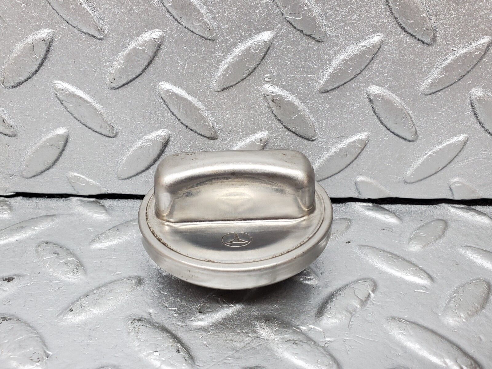 45294 Mercedes-Benz R129 300SL Coupe Fuel Tank Cap 1244700005