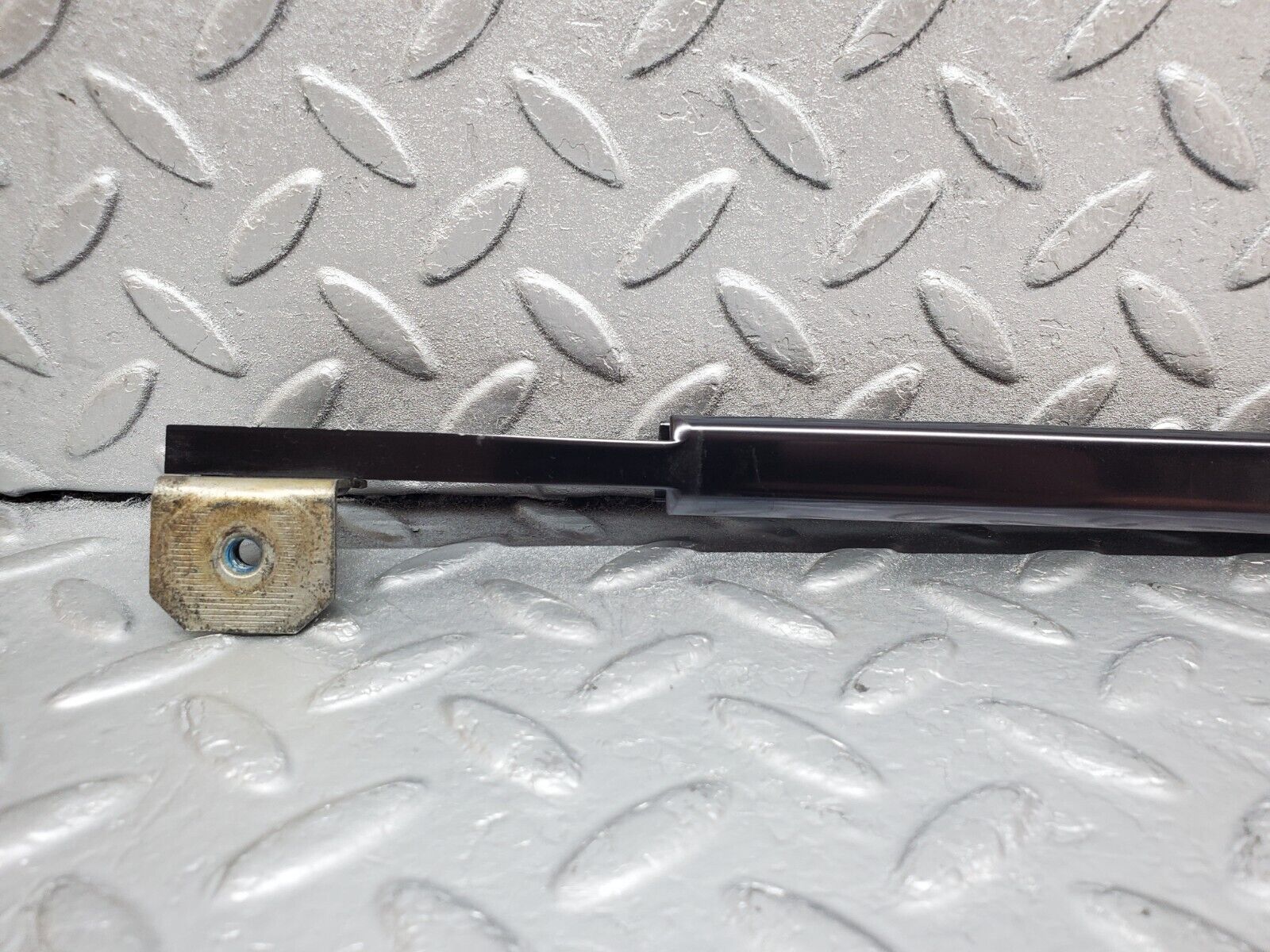 44846 Mercedes-Benz W124 220E Rear Right Window Channel