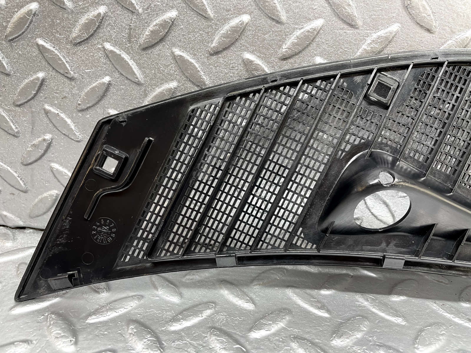 44275 Mercedes-Benz W123 280E Air Intake Grill Right Side 1238363065