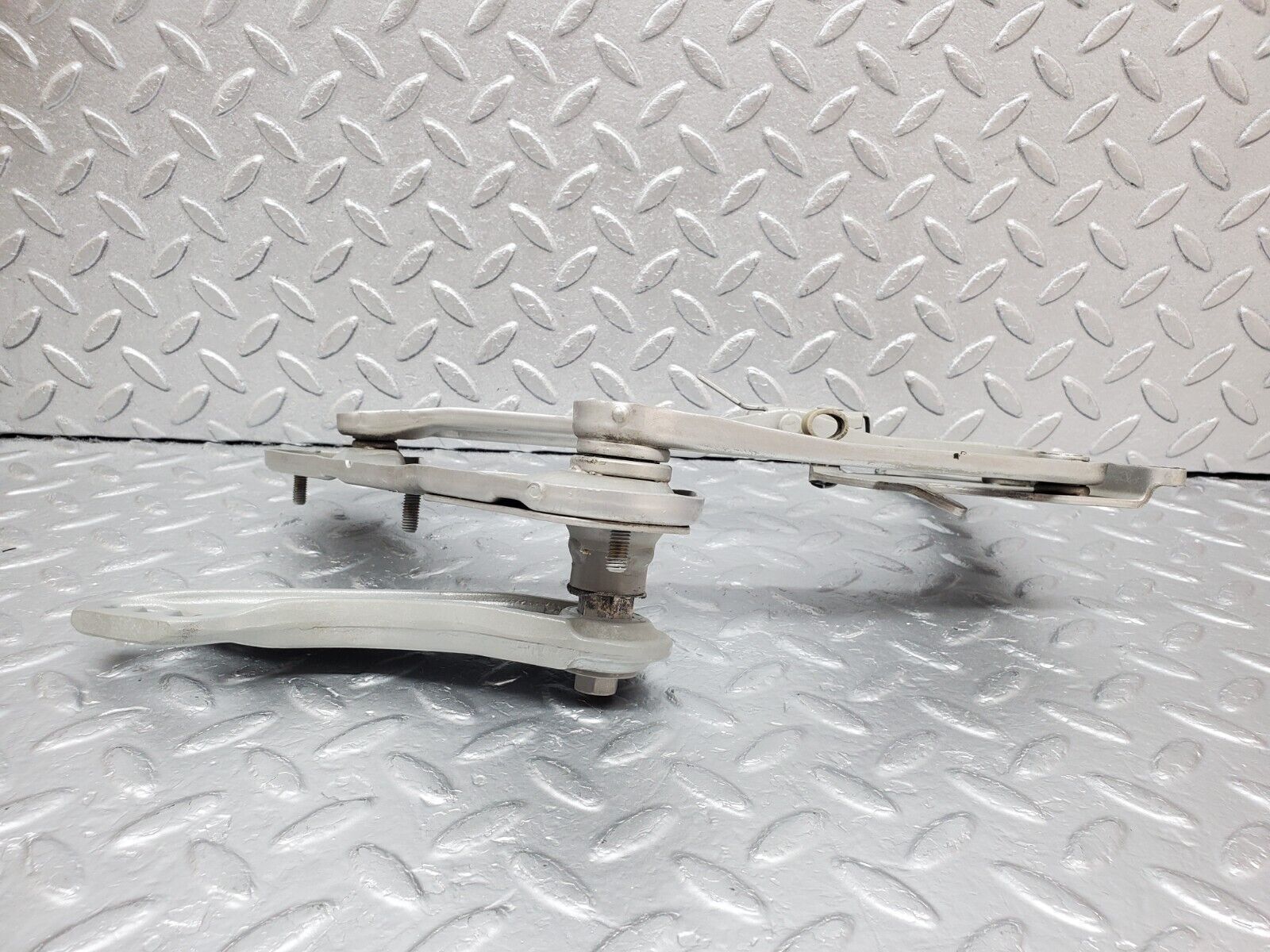 45084 Mercedes-Benz R129 300SL Coupe Bonnet Hinge Right 1298800228 1298870274