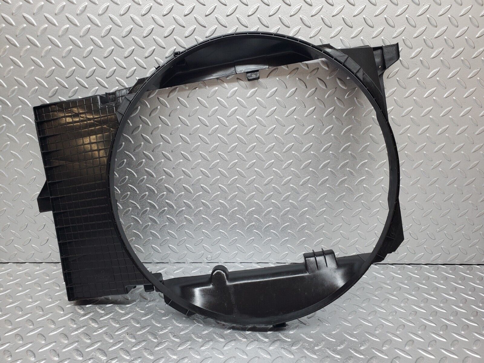45253 Mercedes-Benz R129 300SL Coupe Radiator Fan Shroud Fan Cover 1295050155 1295000055 1295050055