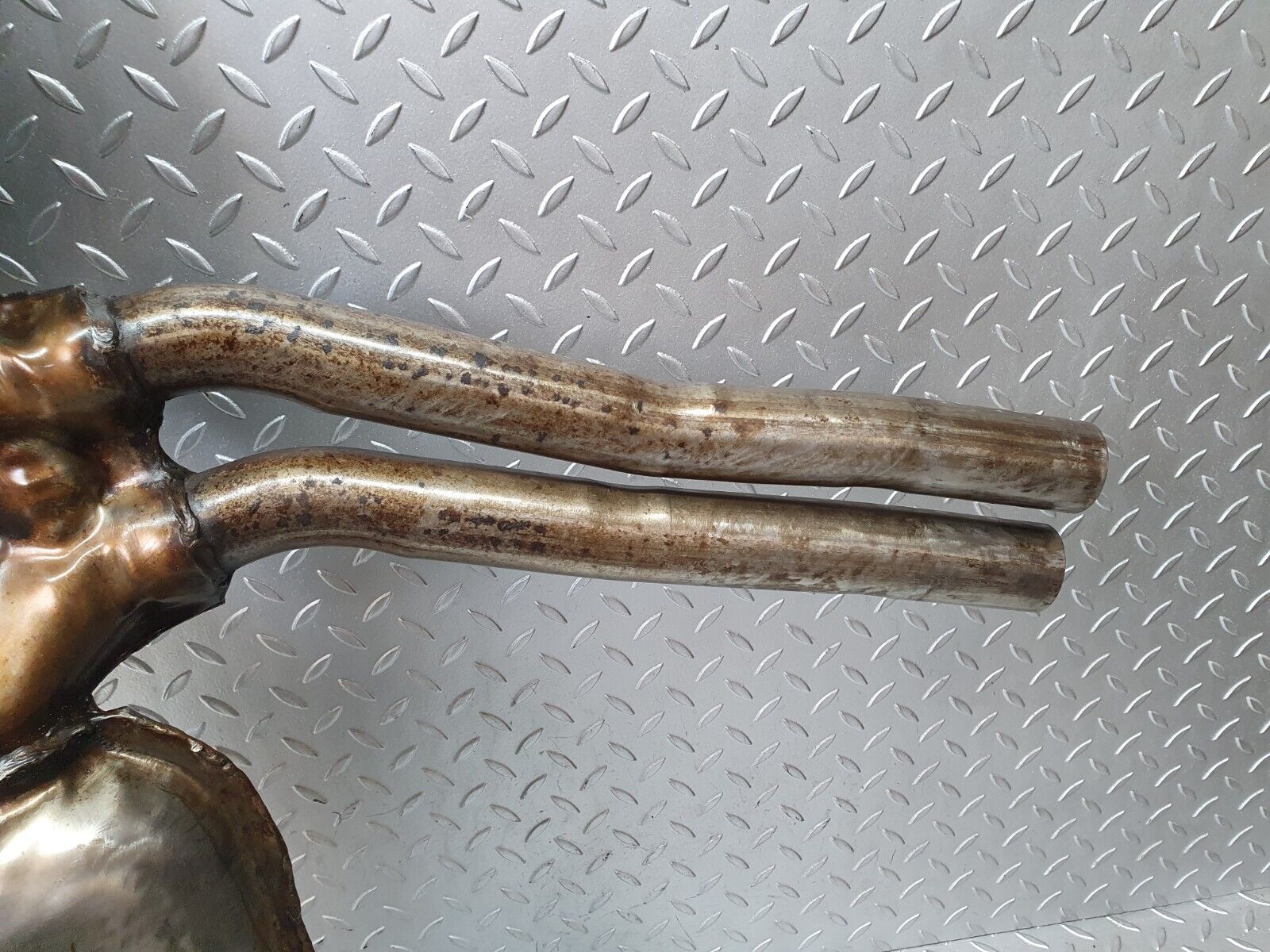 43823 Mercedes-Benz C126 380SEC Coupe Exhaust Middle Silencer