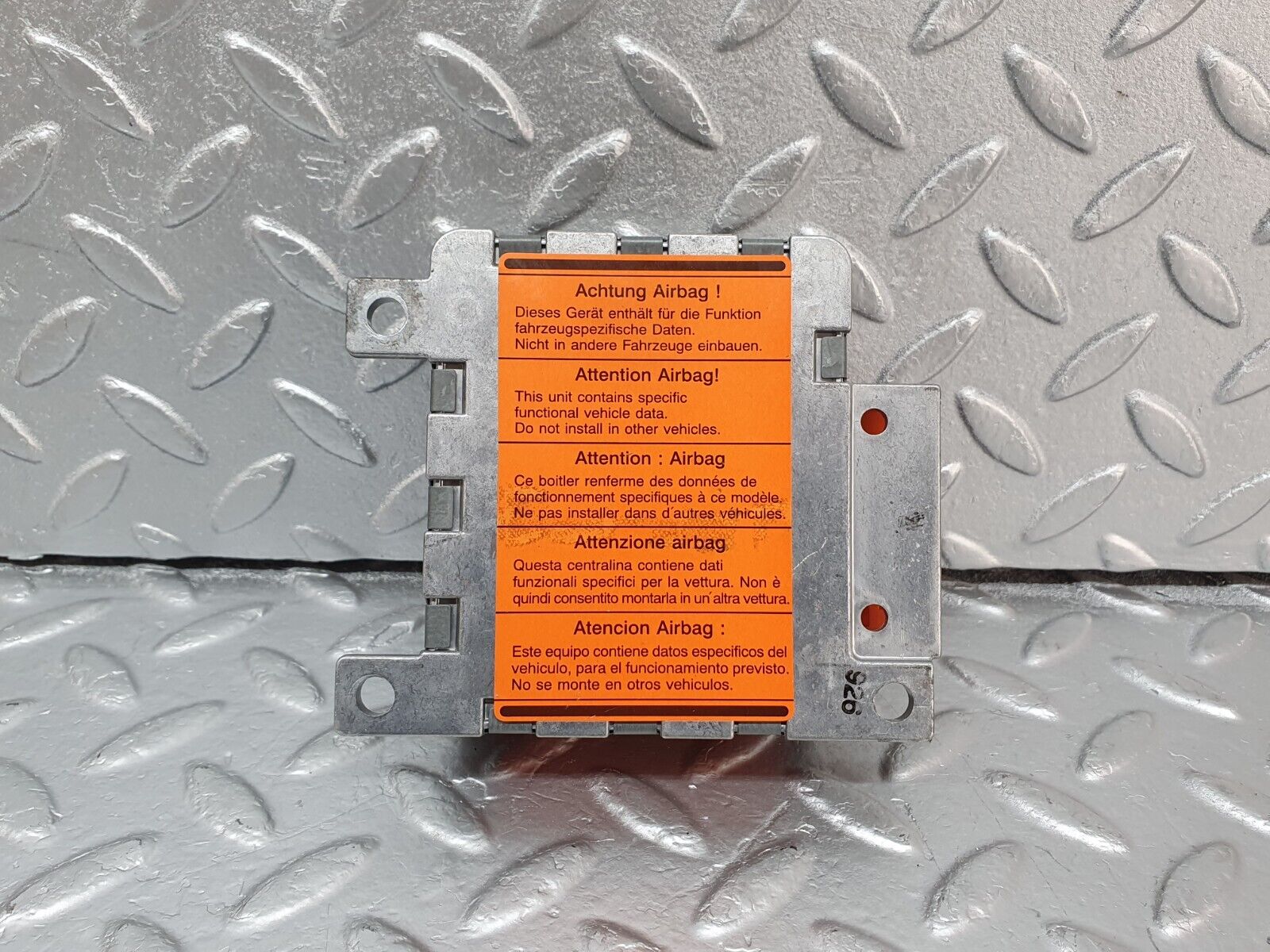 42158 Mercedes-Benz R129 320SL Coupe Crash Sensor Bosch 0008209726 0285001088