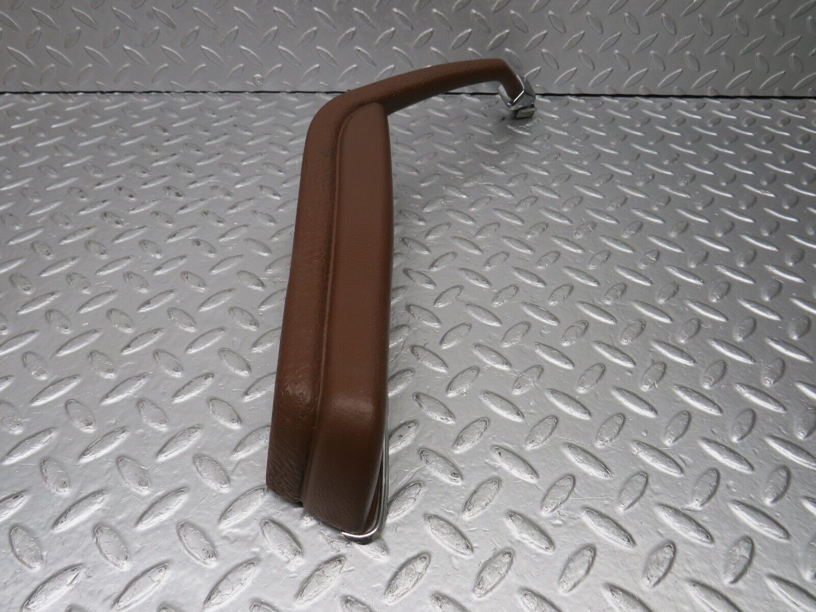 39872 Mercedes-Benz R107 350SL Interior Door Handle Brown Right Side