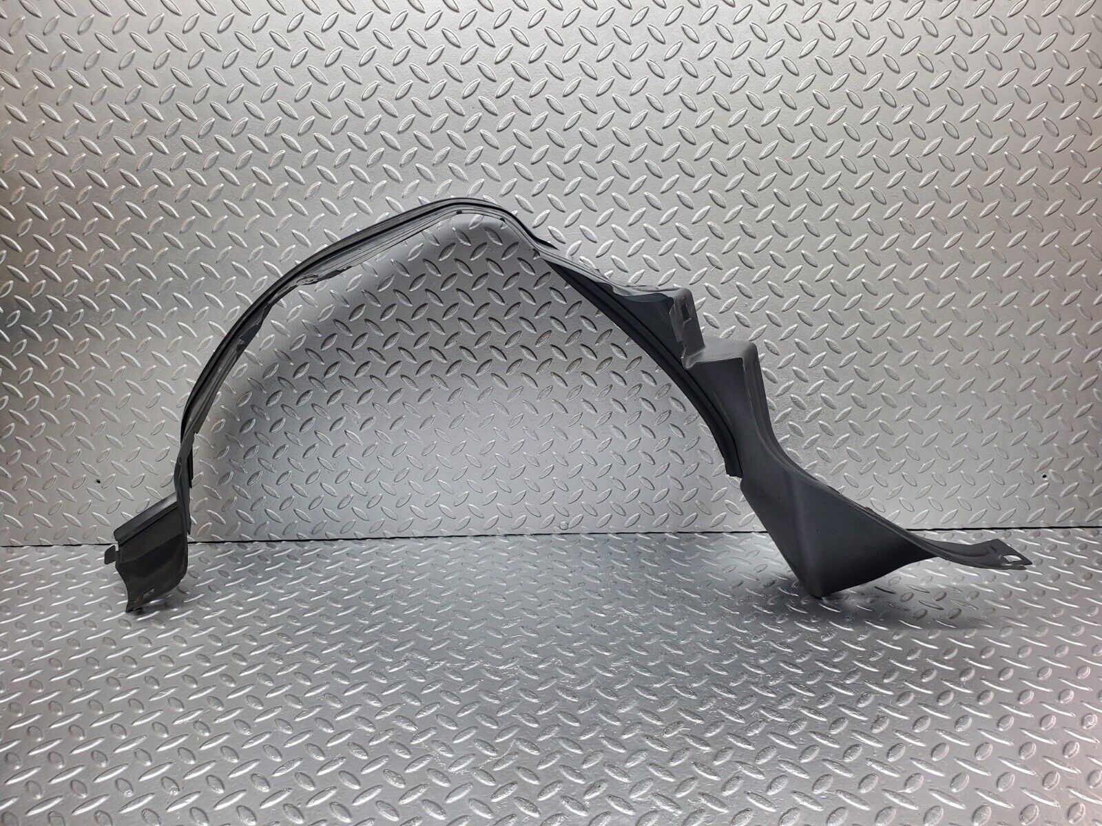 44876 Mercedes-Benz W124 220E Front Right Inner Fender Wing Splash Guard 1248840835