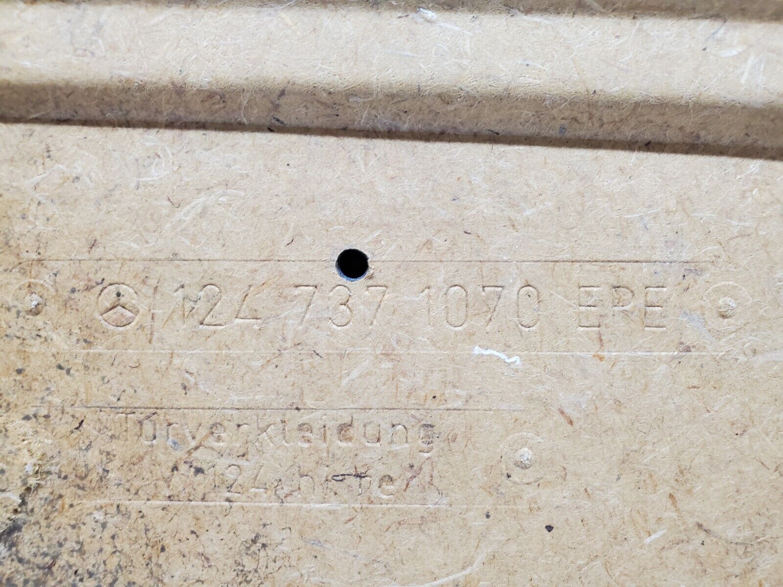 44688 Mercedes-Benz W124 220E Rear Right Door Card Grey 1247371070