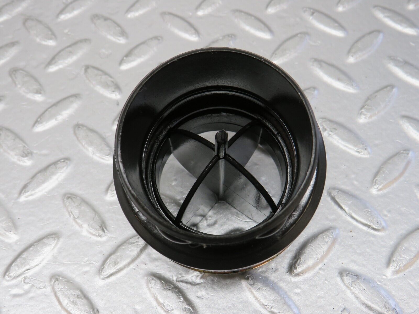 32747 Mercedes-Benz C107 R107 Dashboard Air Vent