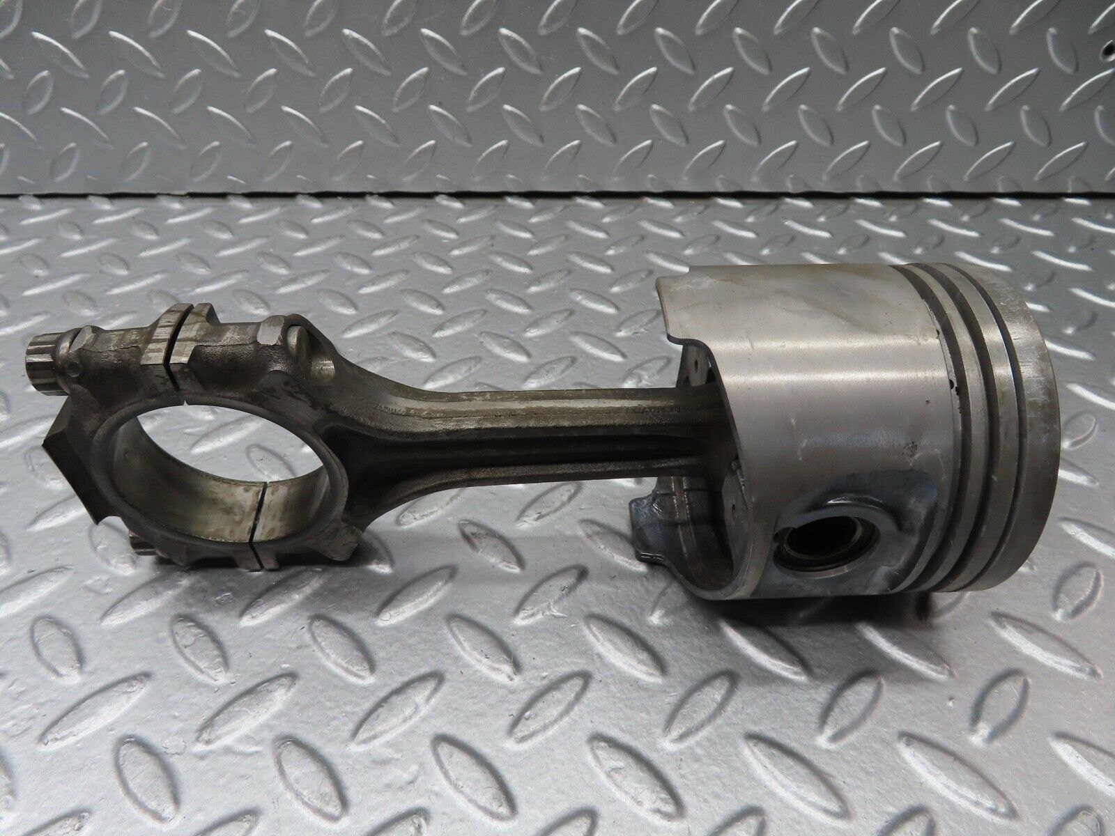 20664 Mercedes-Benz R107 450SL Piston With Connecting Rod 92.00 mm