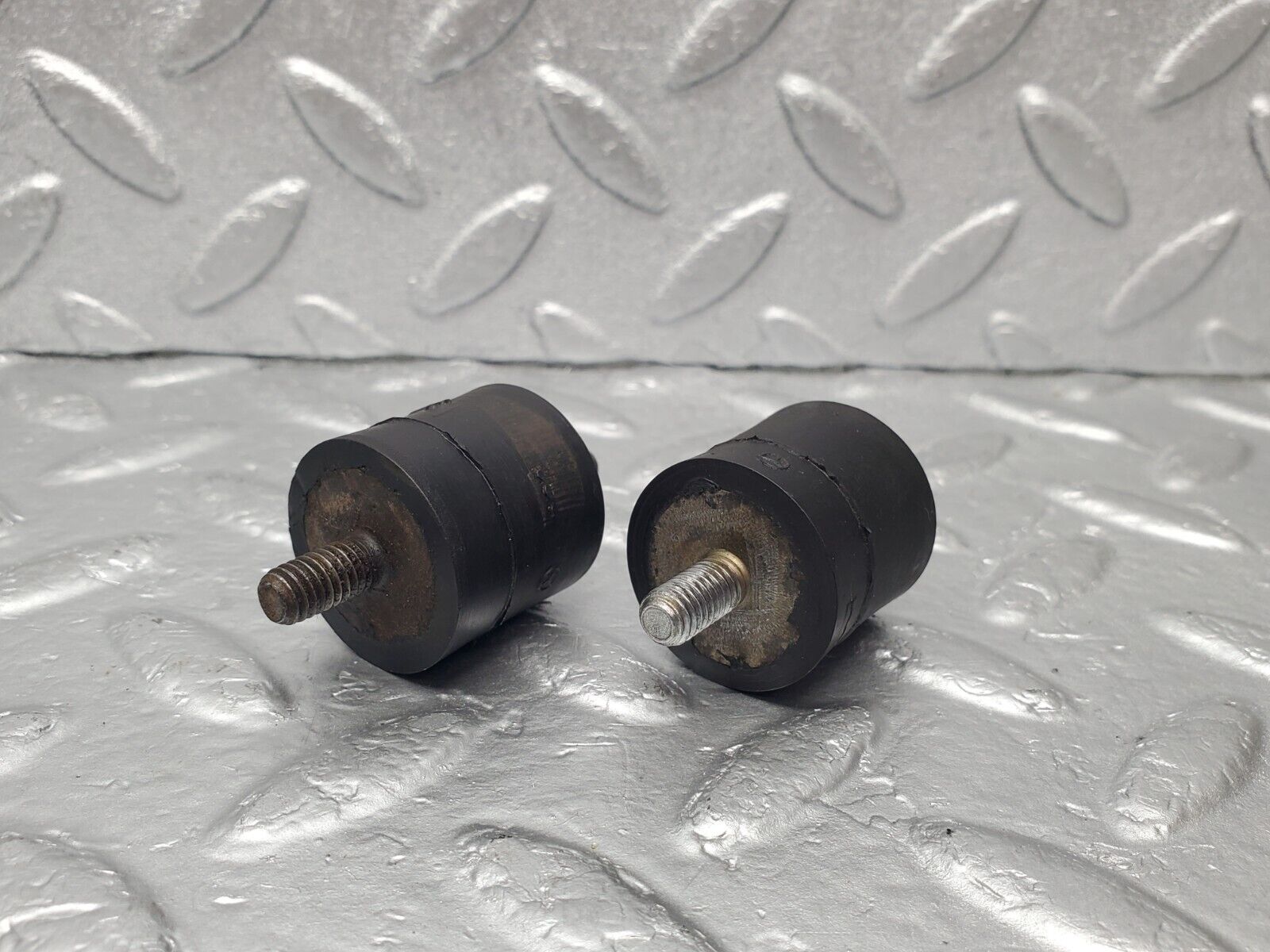 46665 Mercedes-Benz C123 280CE Coupe Air Filter Box Housing Holder 3X